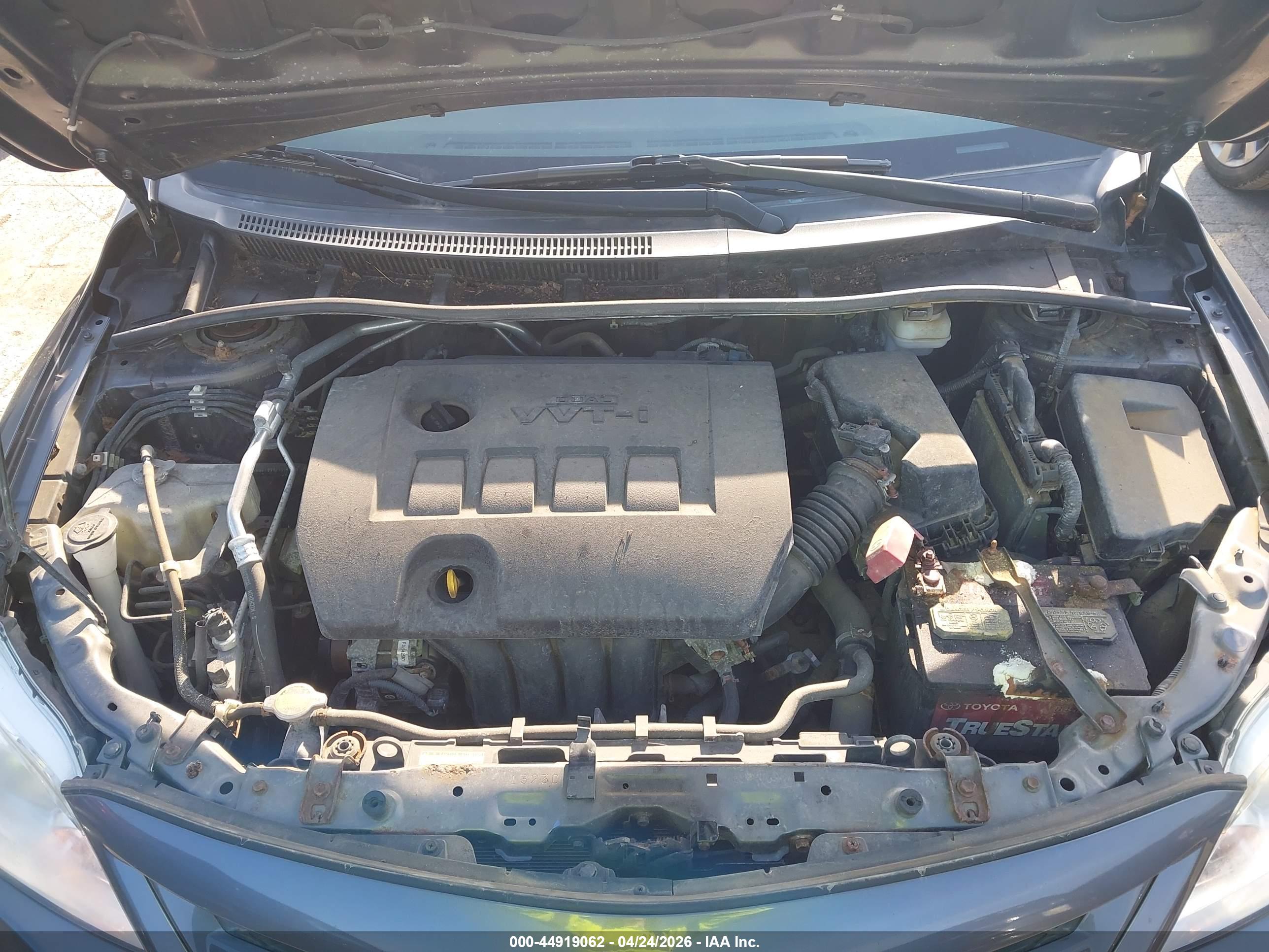 TOYOTA COROLLA image 10