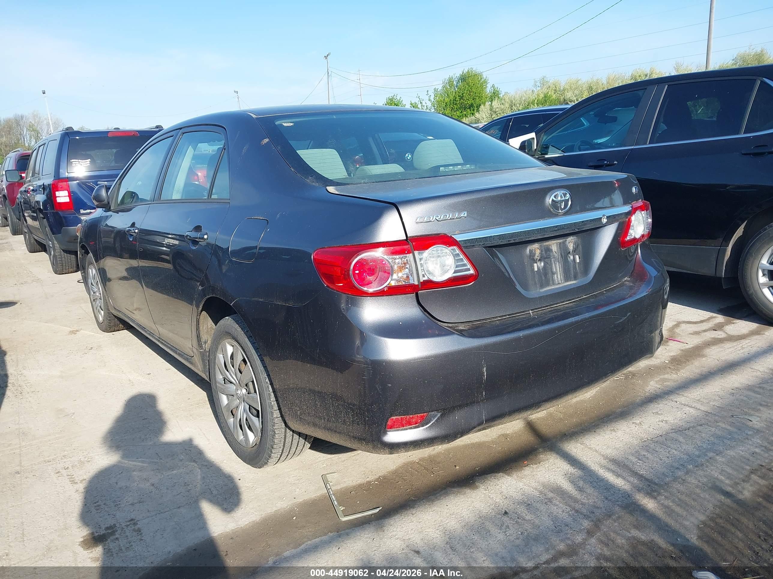 TOYOTA COROLLA image 3