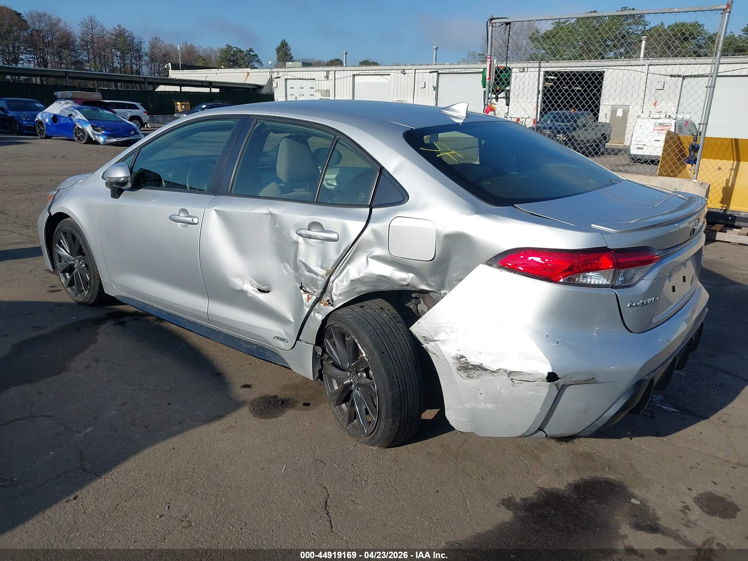 TOYOTA COROLLA image 3