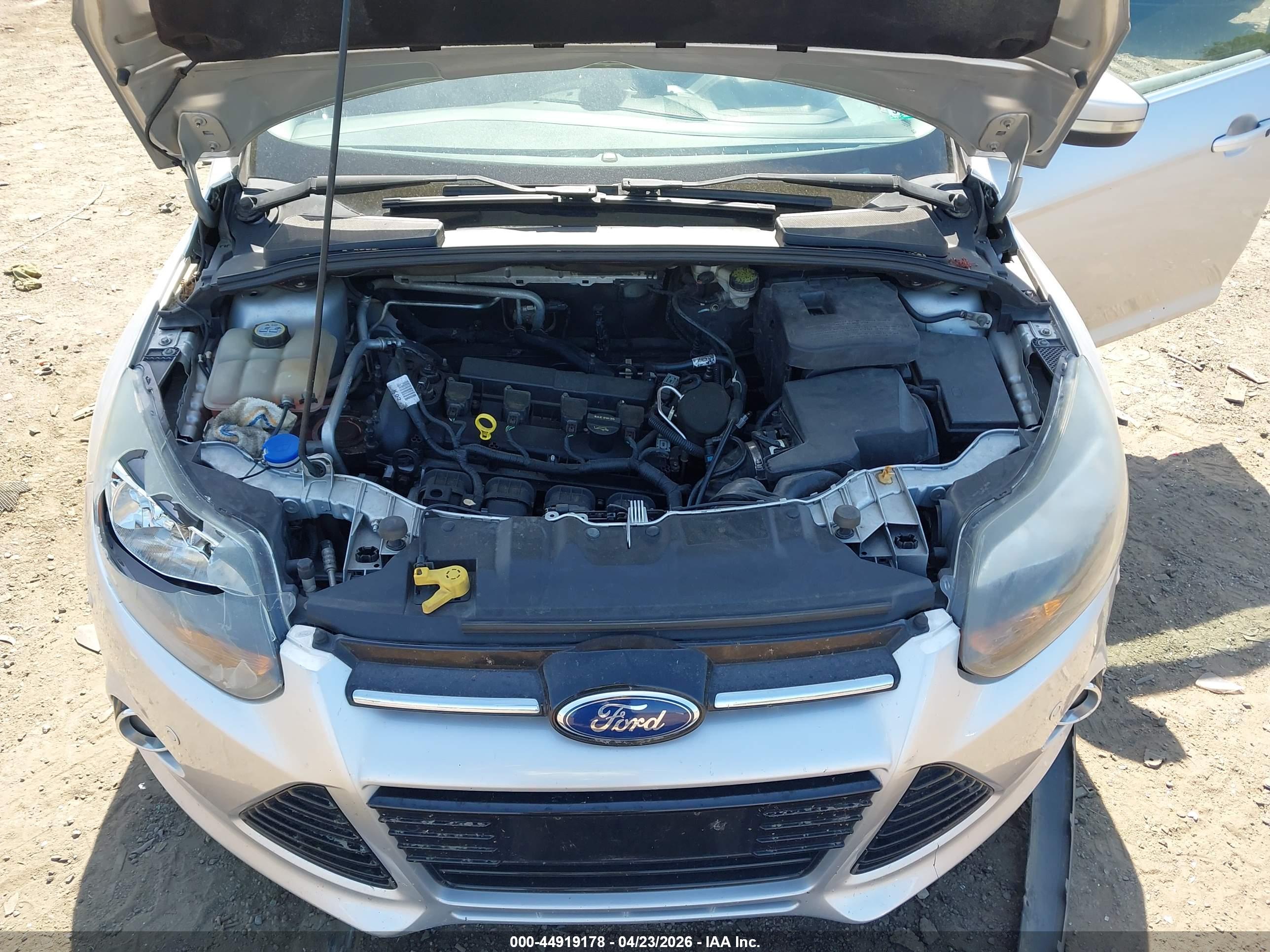 FORD FOCUS image 10
