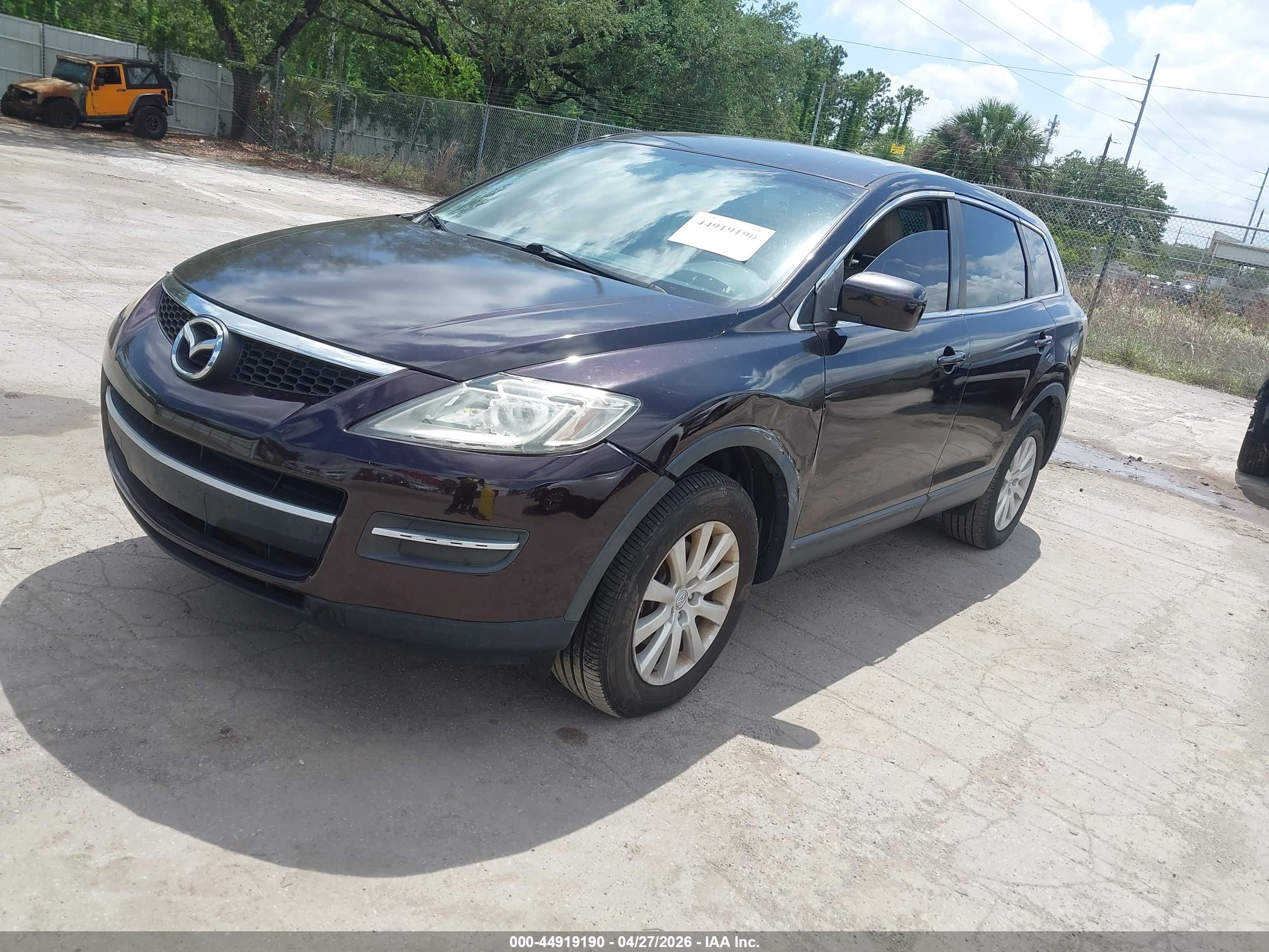 MAZDA CX-9 image 2