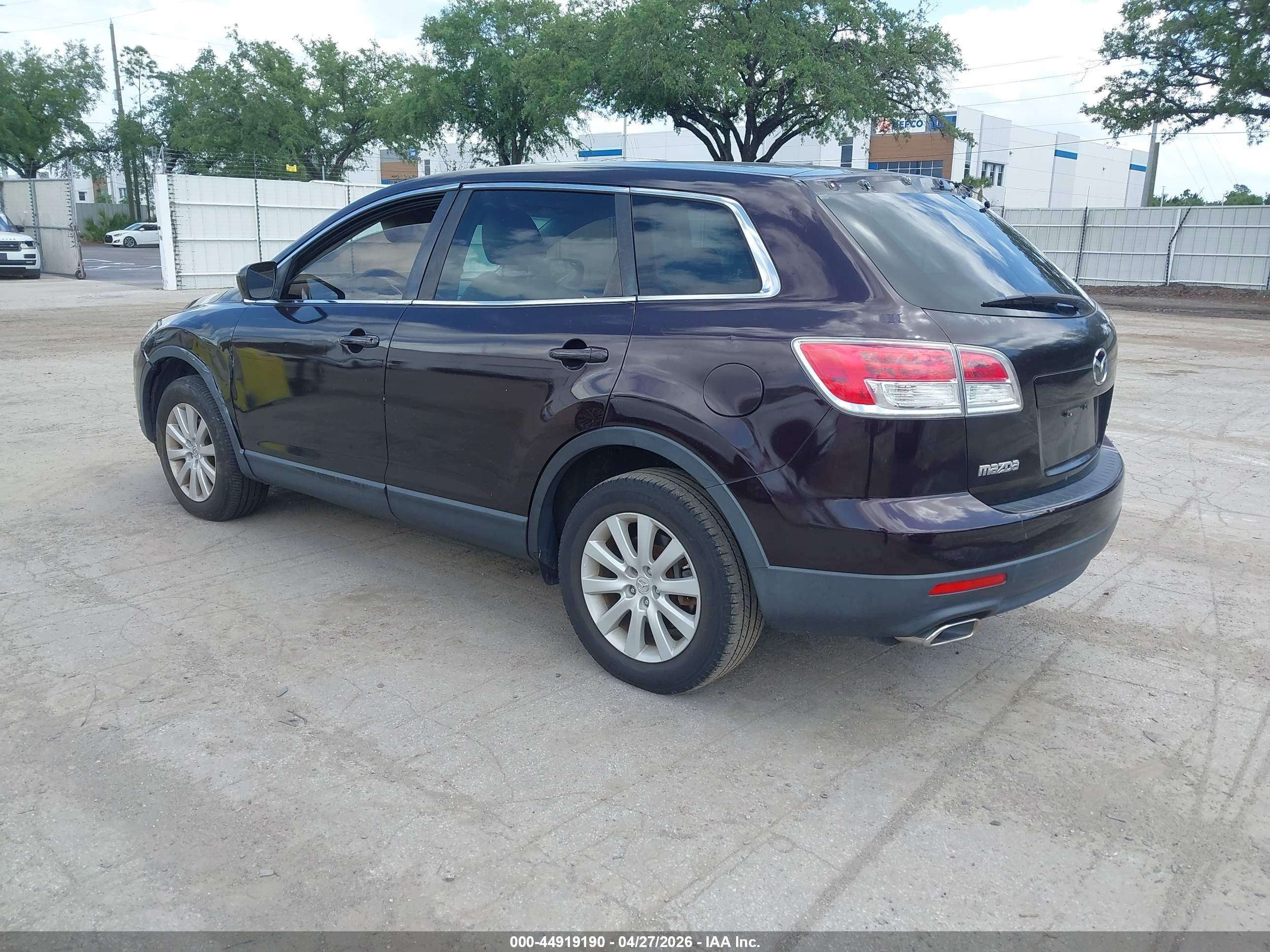 MAZDA CX-9 image 3