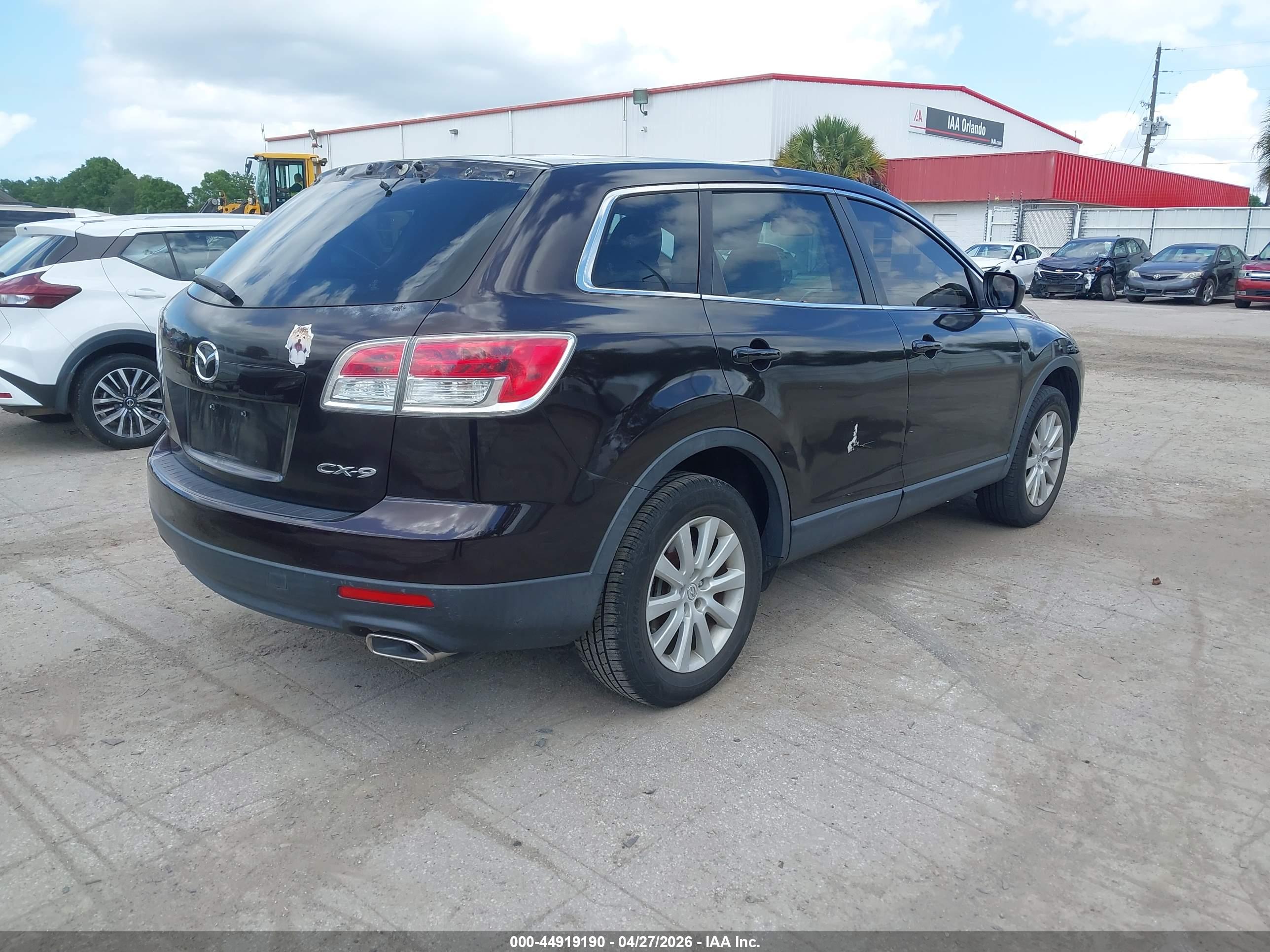 MAZDA CX-9 image 4