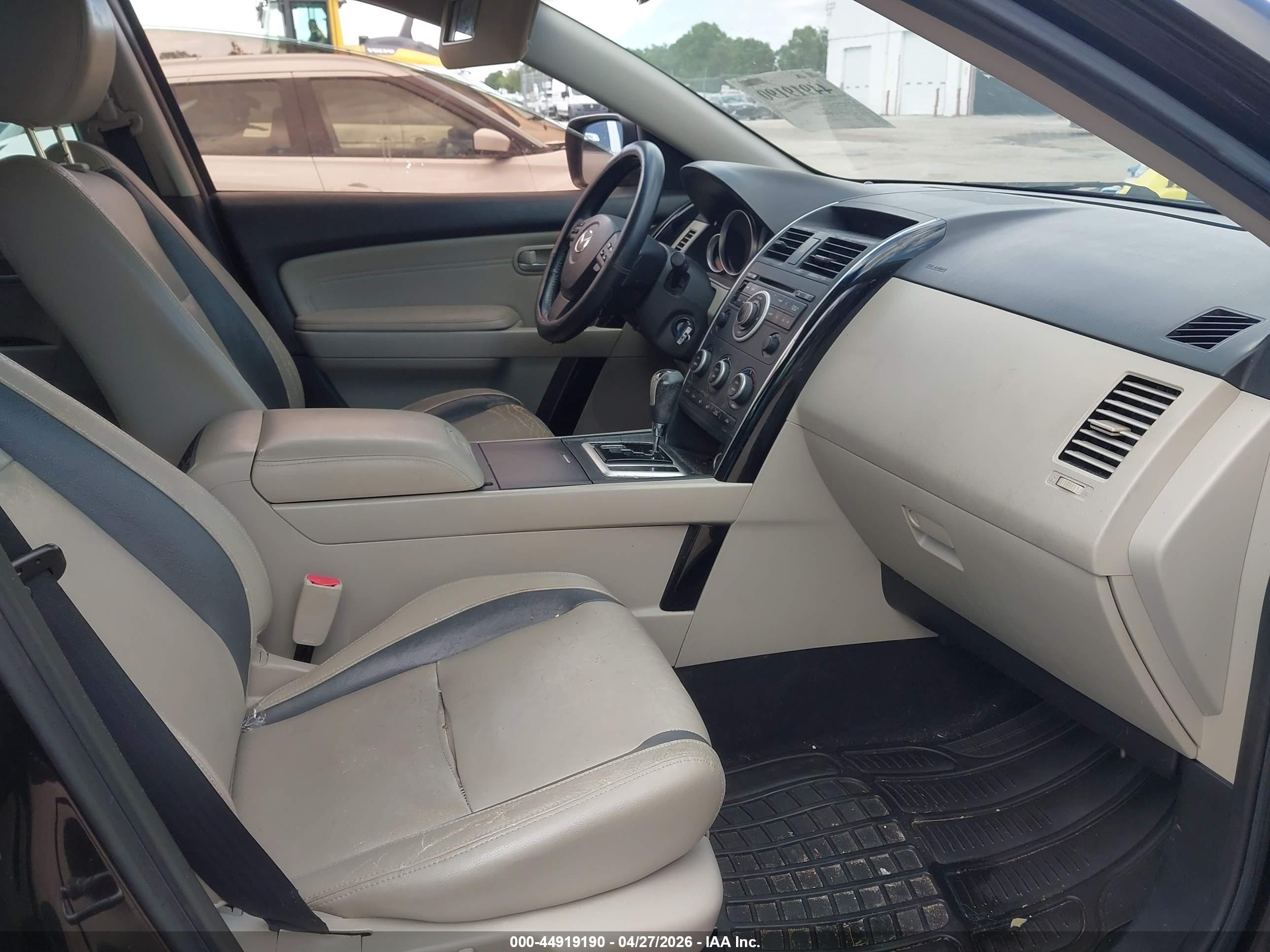 MAZDA CX-9 image 5