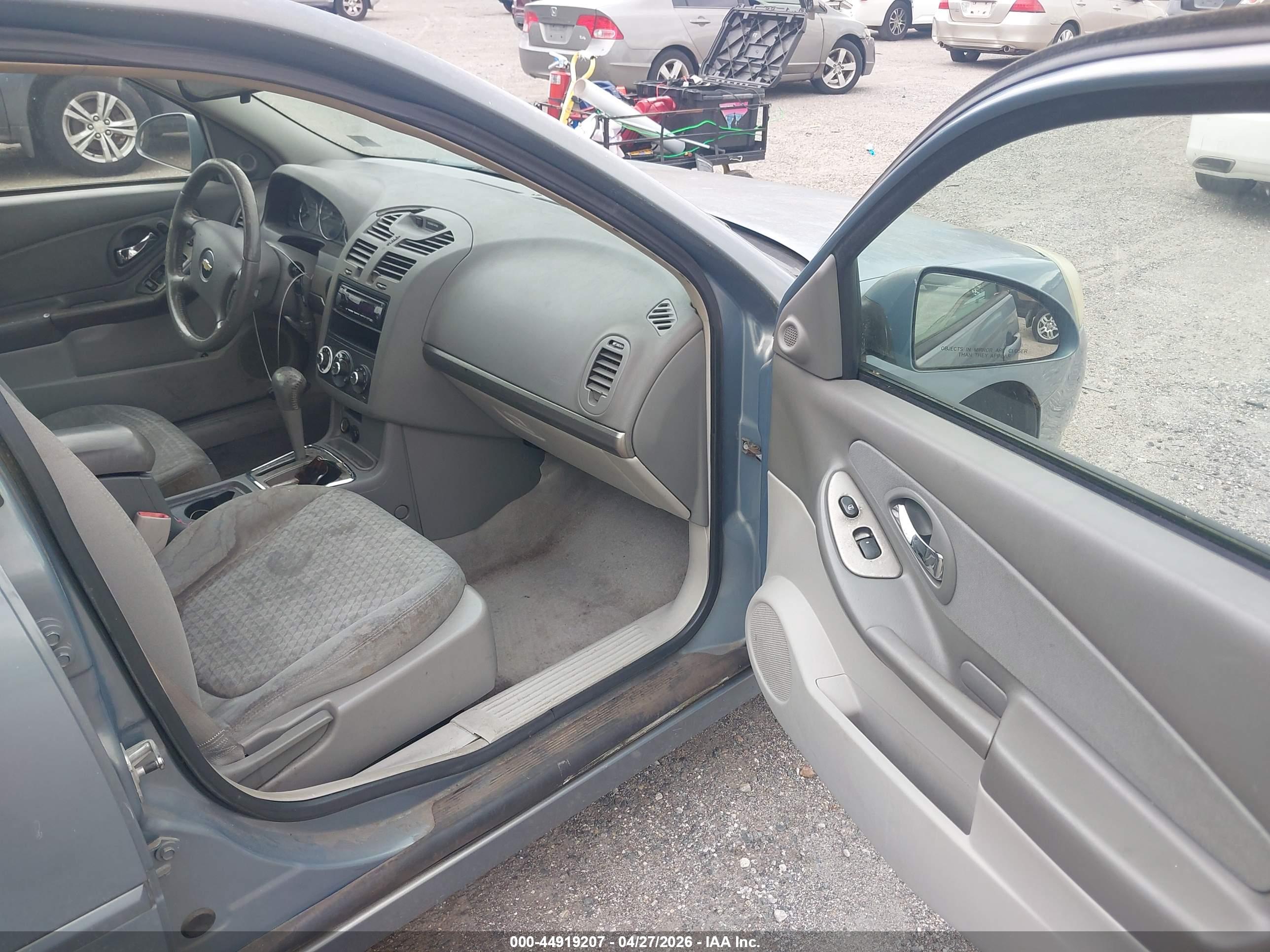 CHEVROLET MALIBU image 5