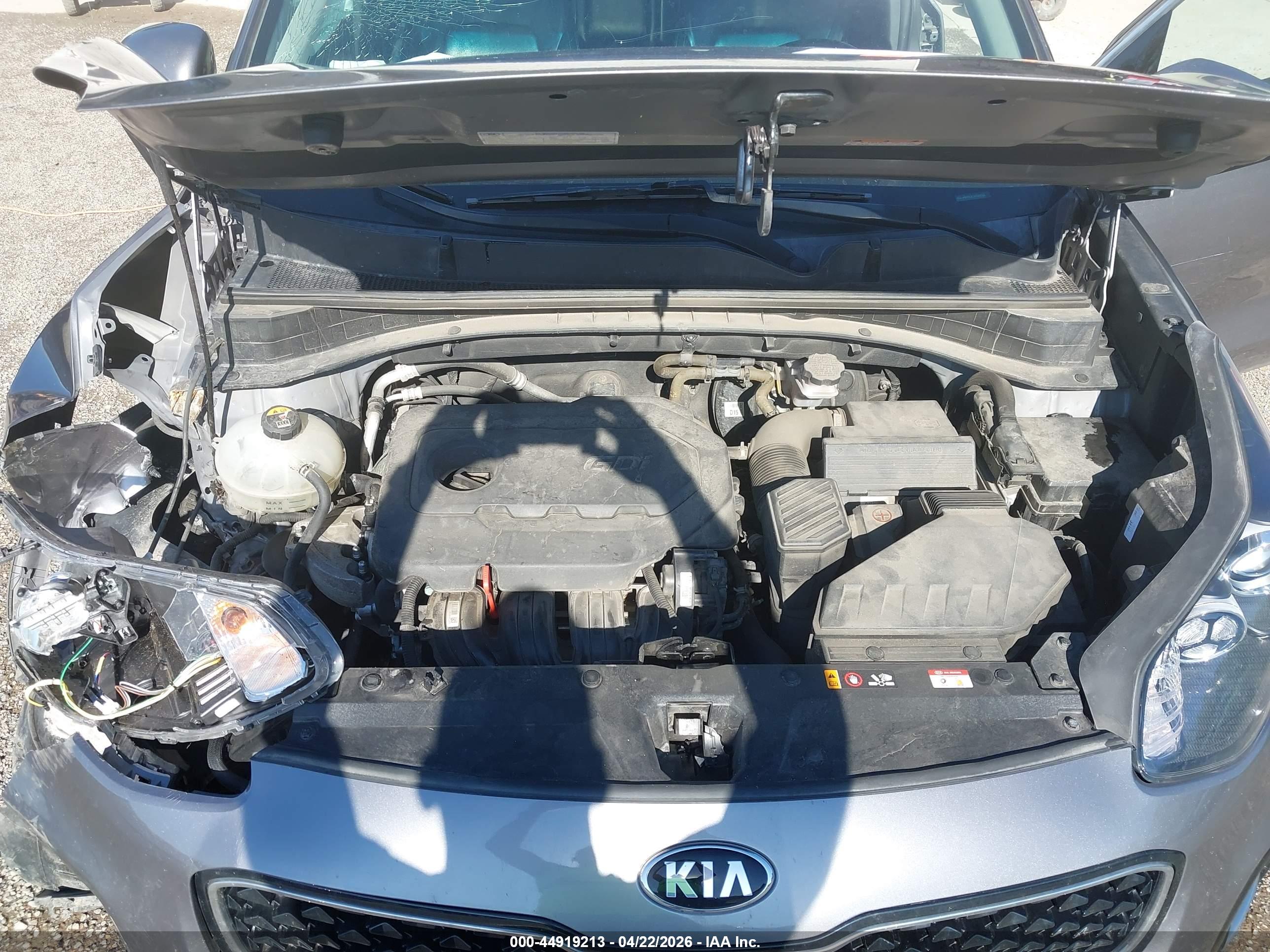 KIA SPORTAGE image 10