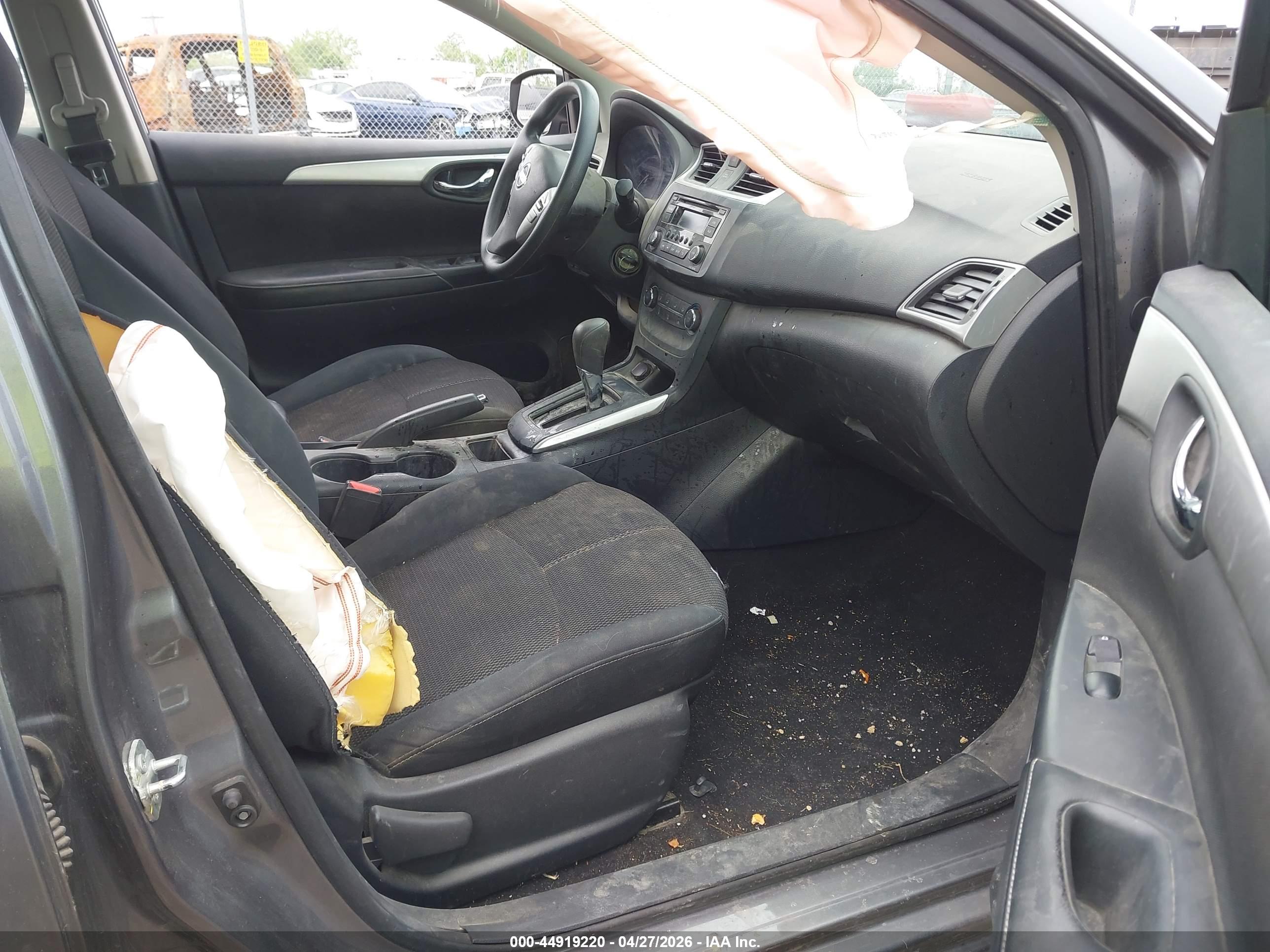 NISSAN SENTRA image 5