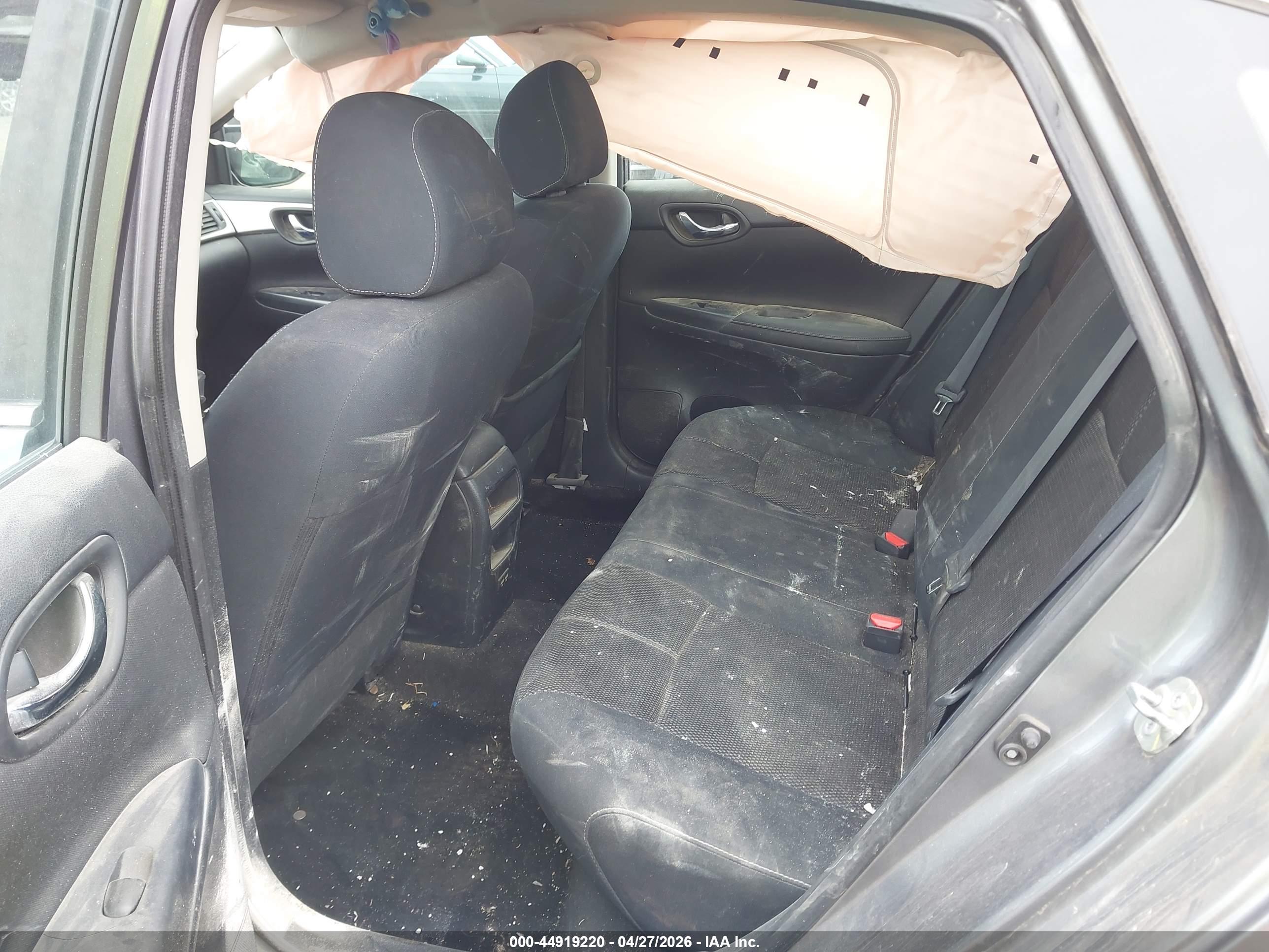 NISSAN SENTRA image 8