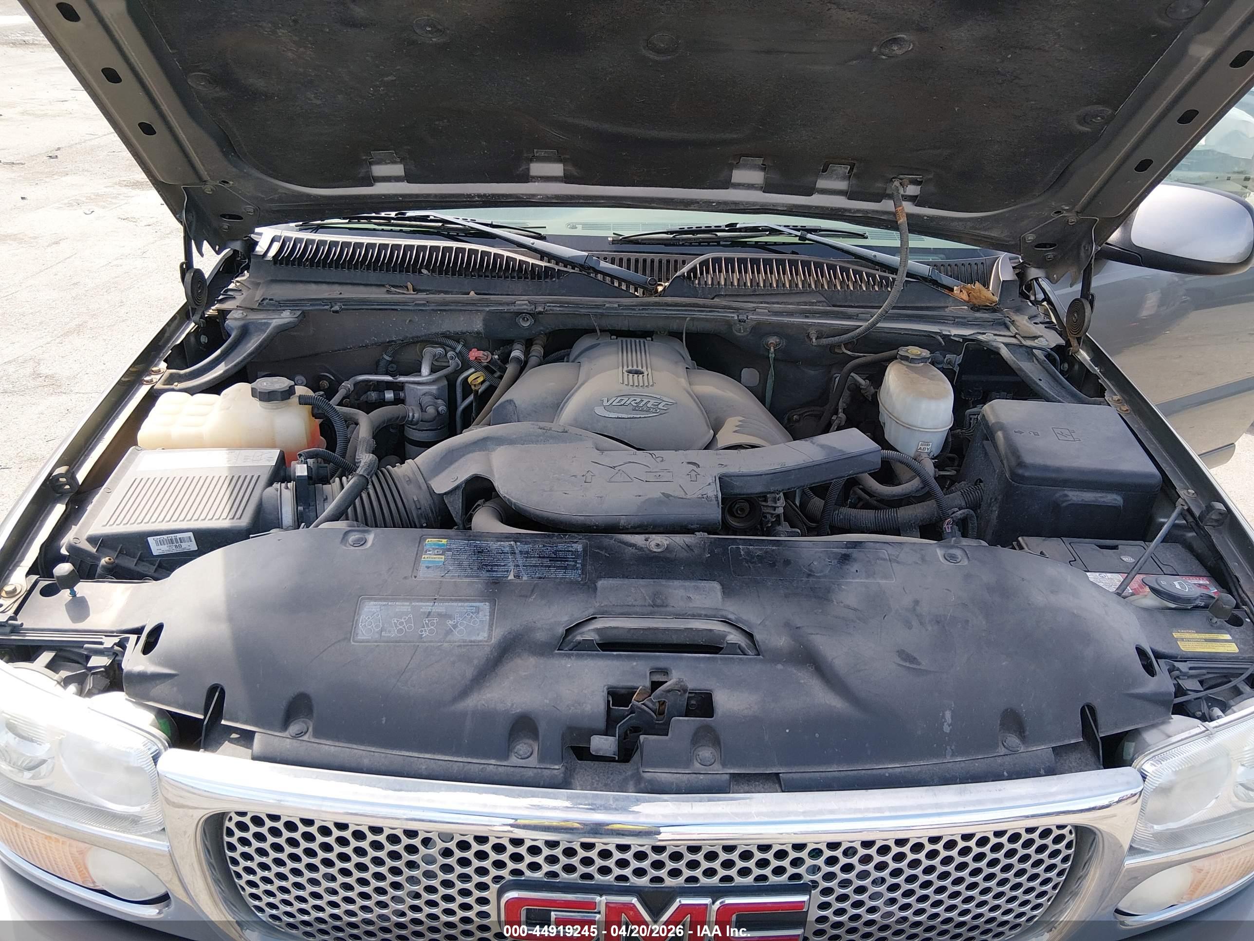 GMC YUKON image 10