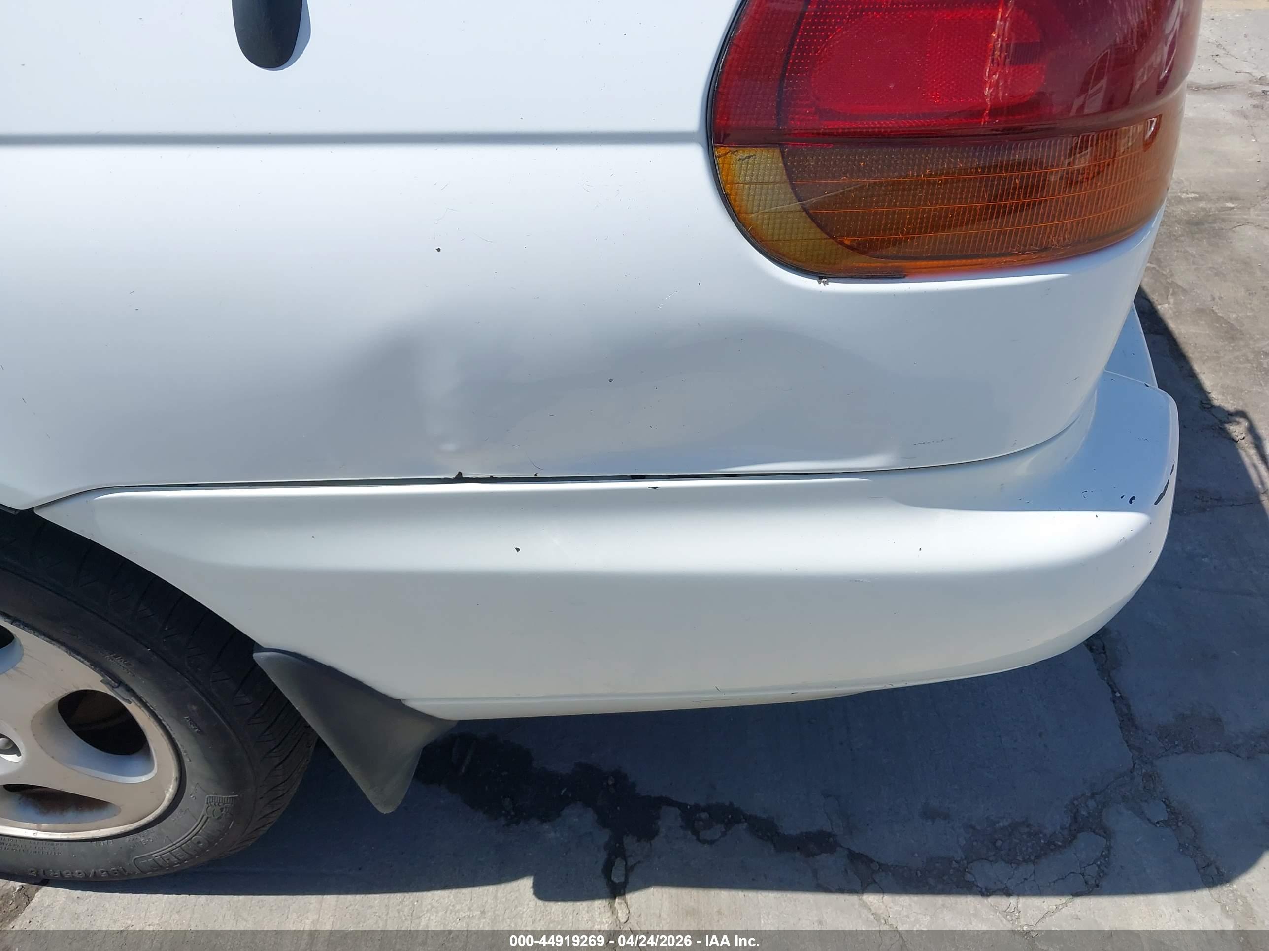 SUBARU LEGACY image 6