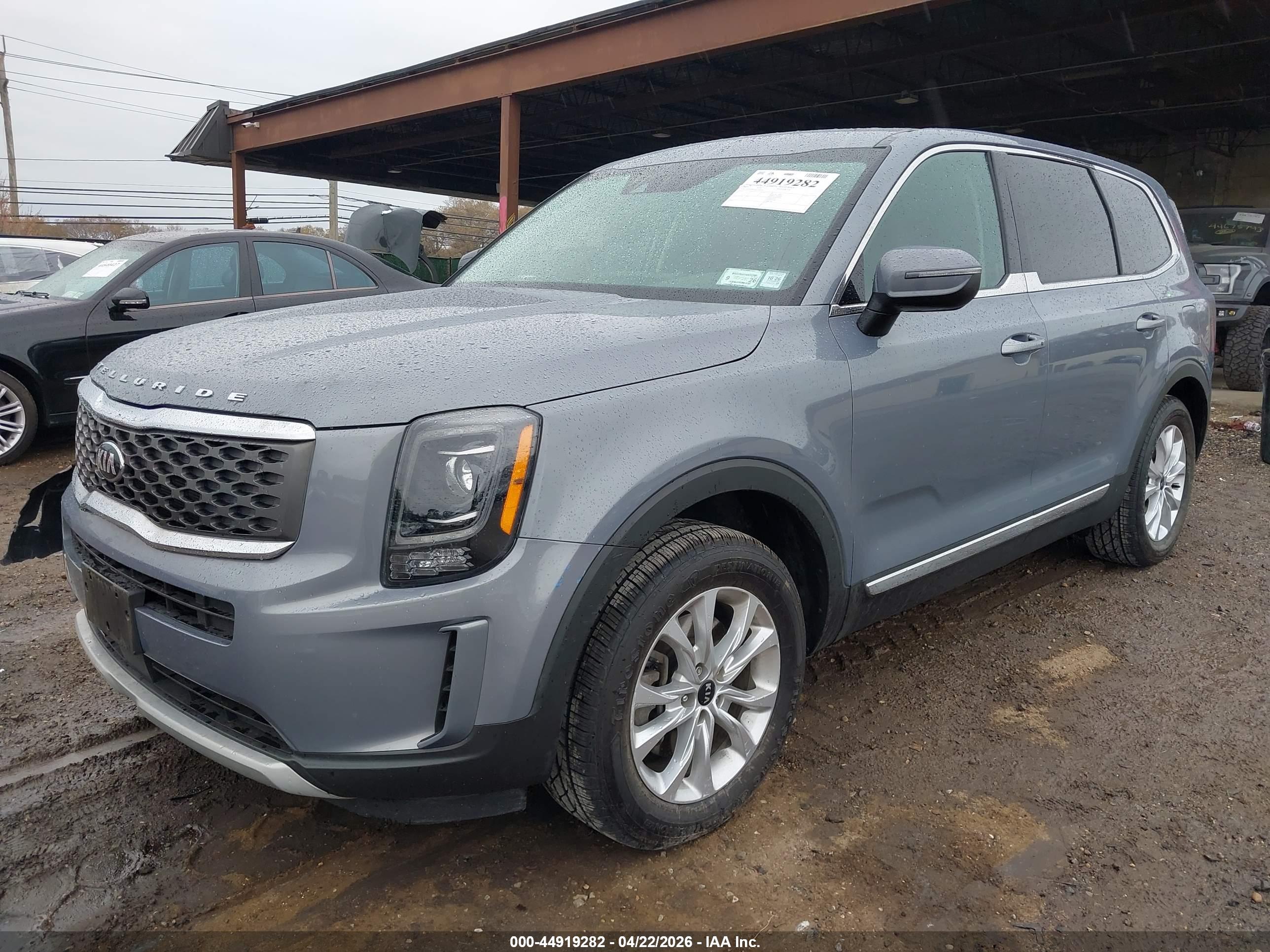 KIA TELLURIDE image 2