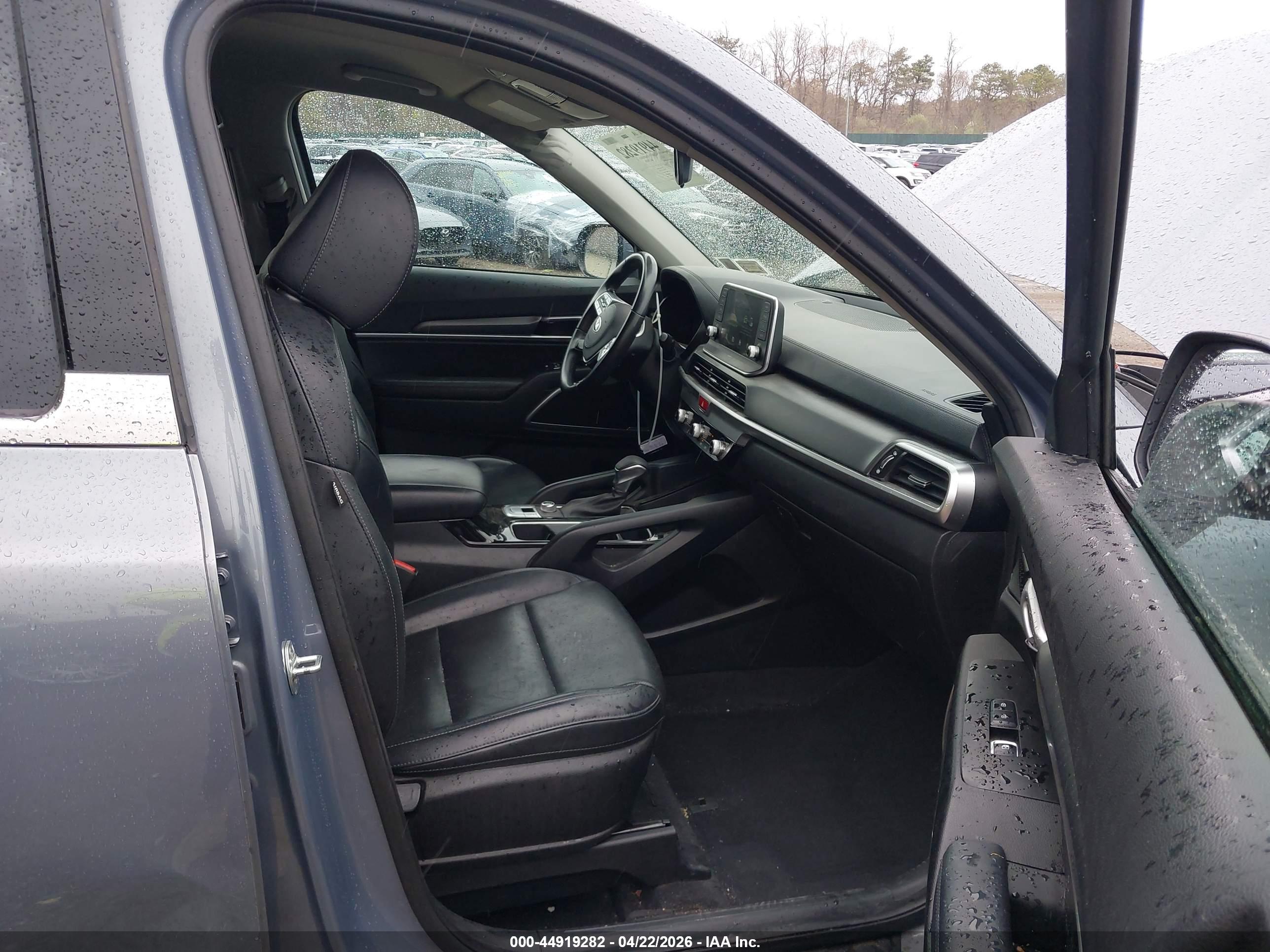 KIA TELLURIDE image 5