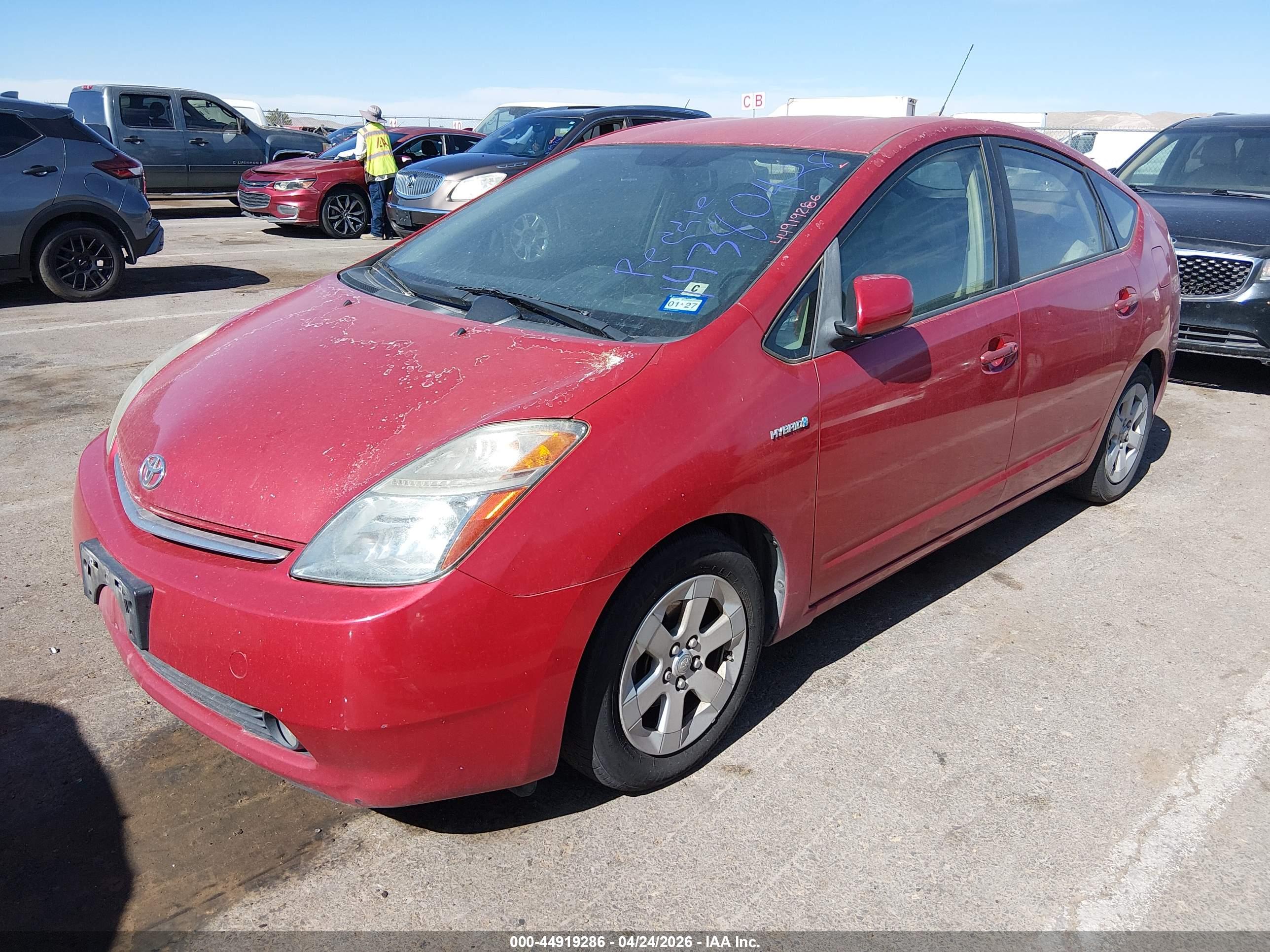 TOYOTA PRIUS image 2