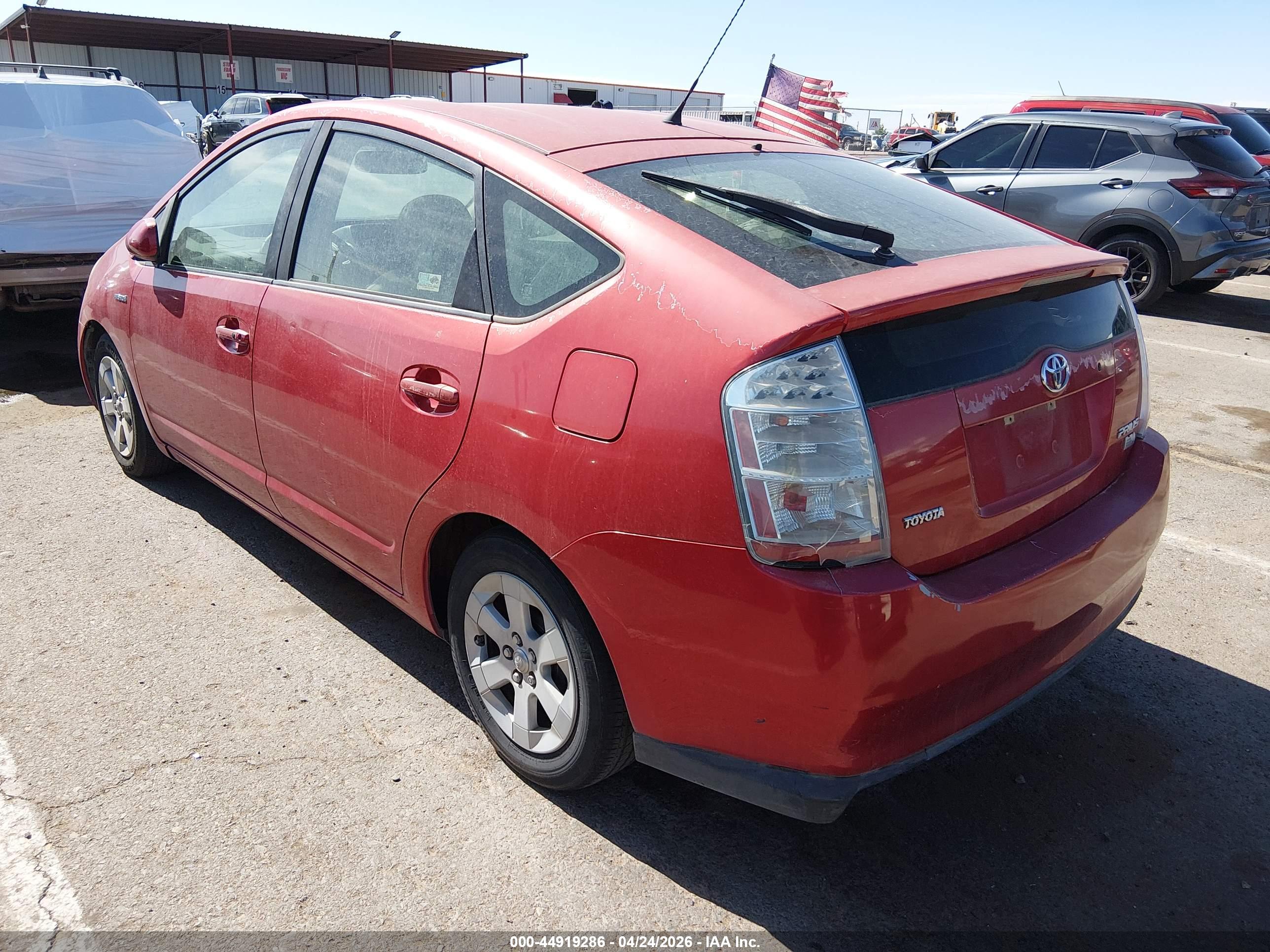 TOYOTA PRIUS image 3