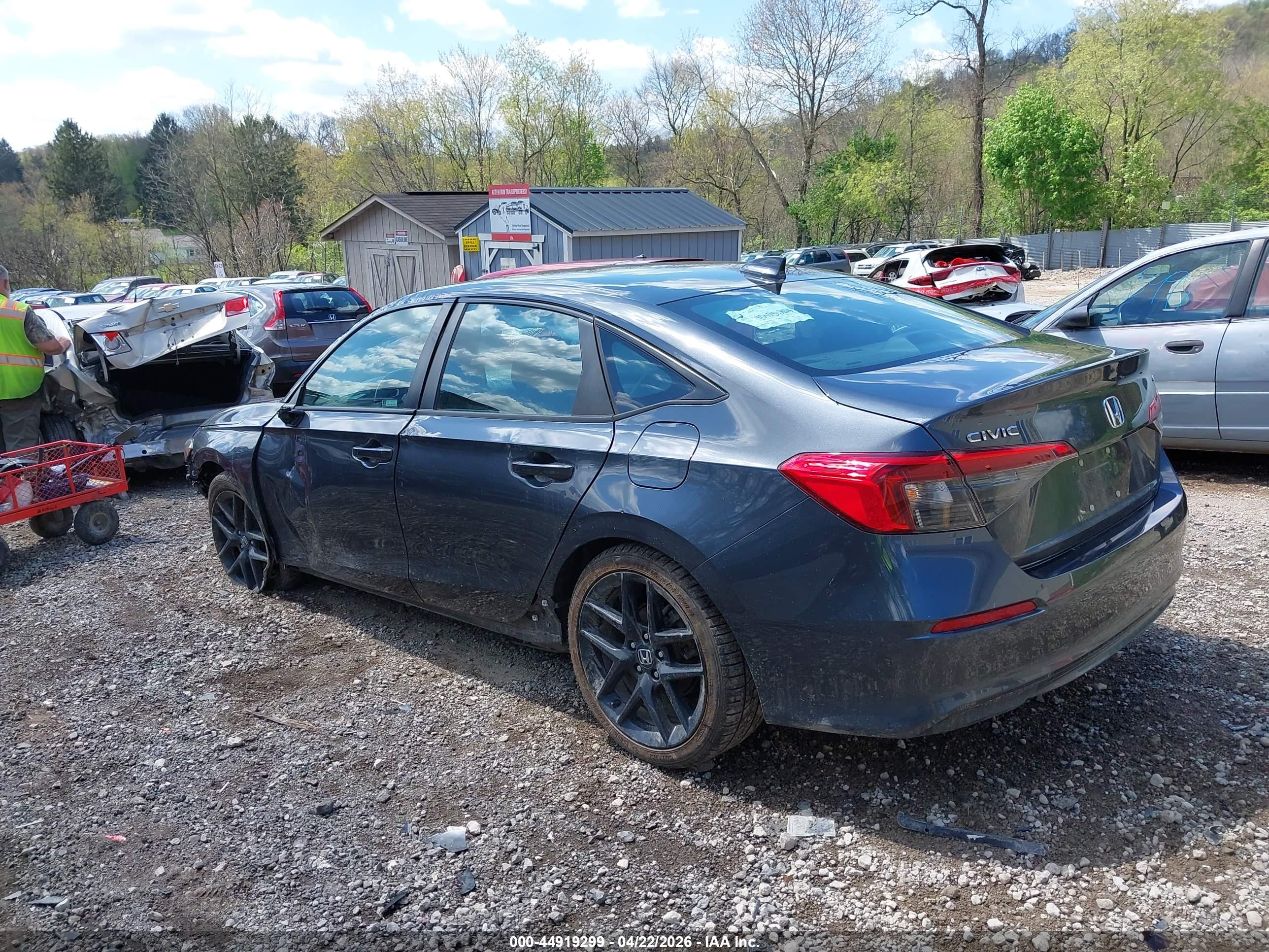 HONDA CIVIC image 3