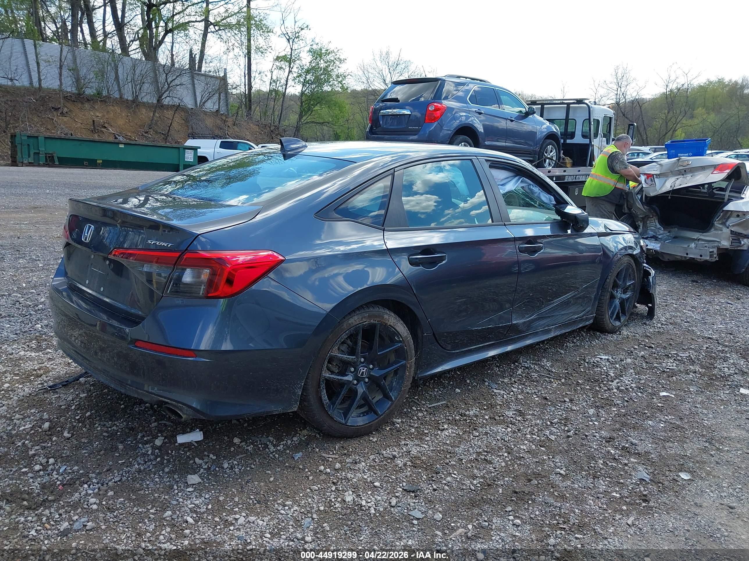 HONDA CIVIC image 4