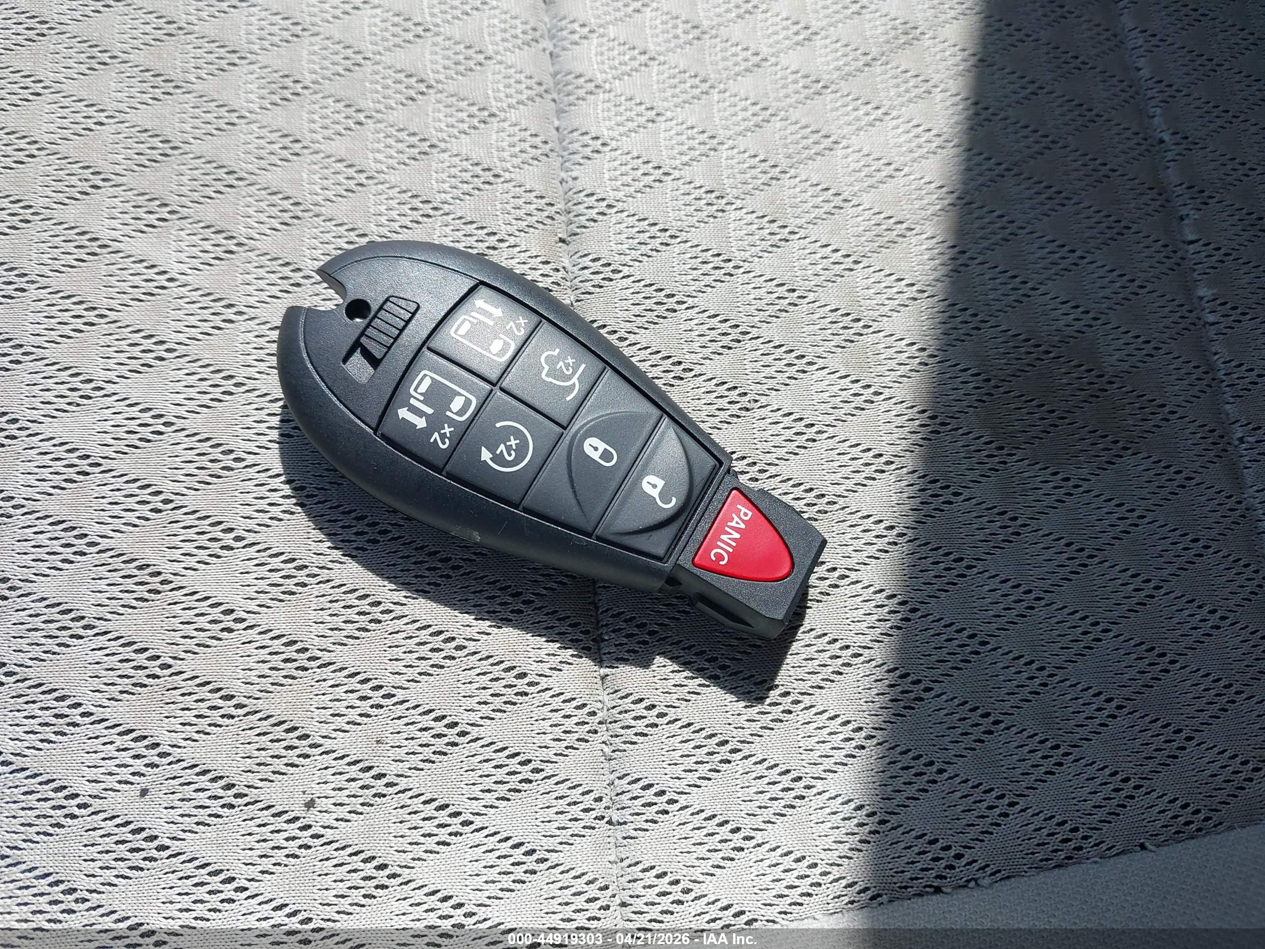 CHRYSLER TOWN image 11