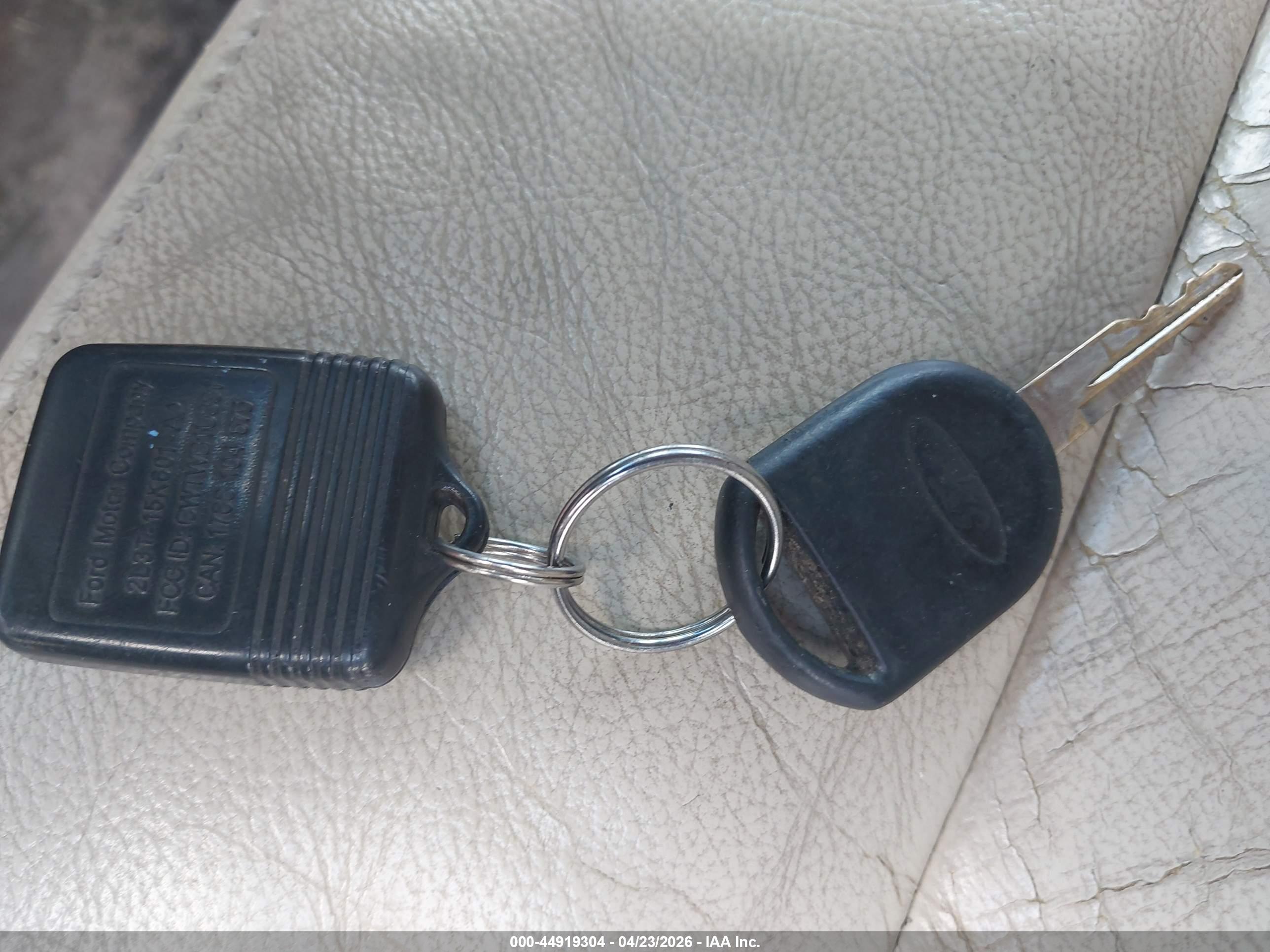 FORD F-150 image 11