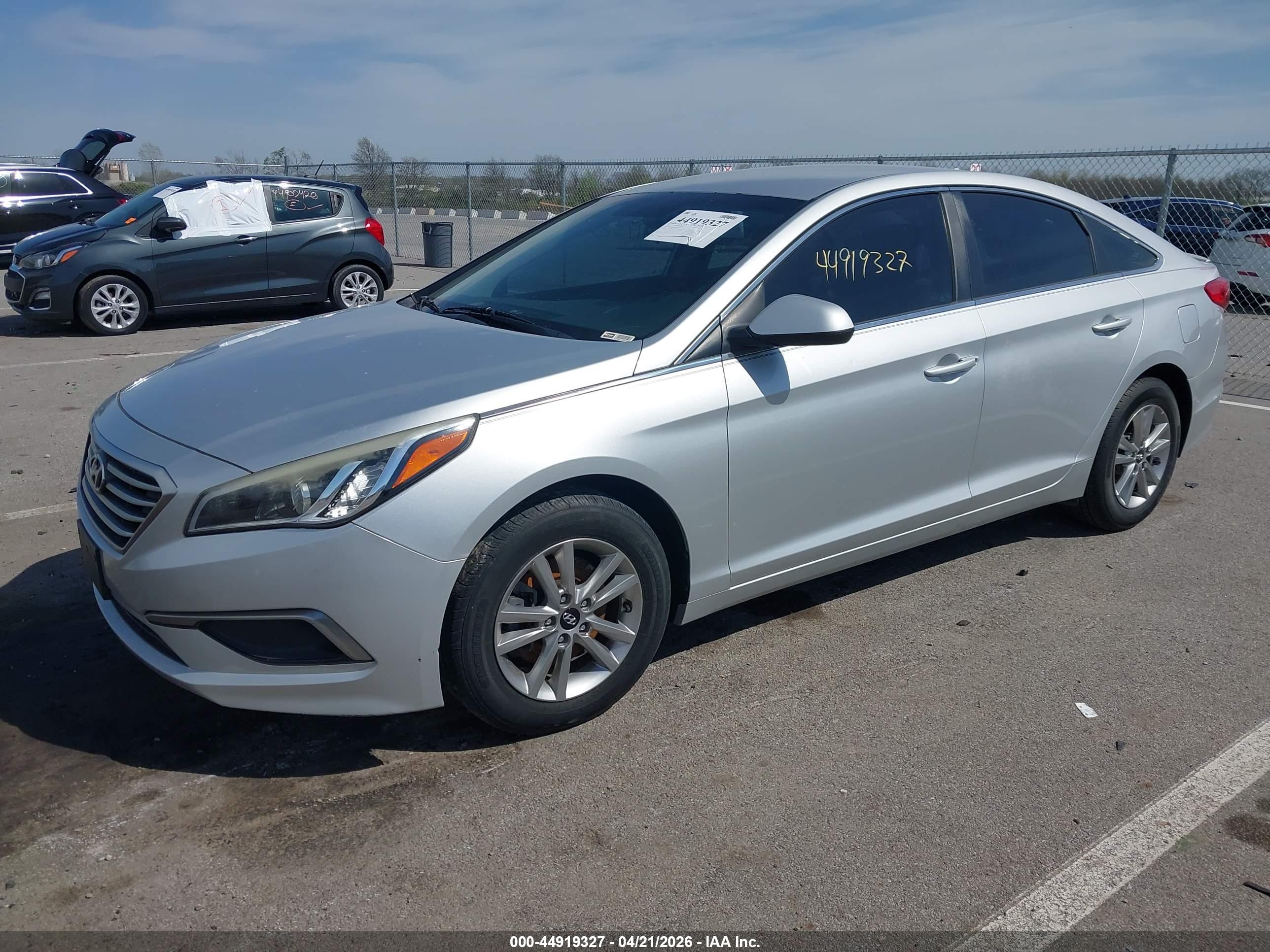HYUNDAI SONATA image 2