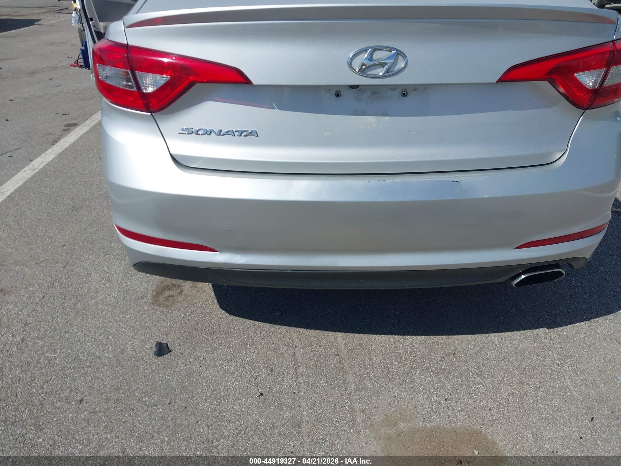 HYUNDAI SONATA image 6