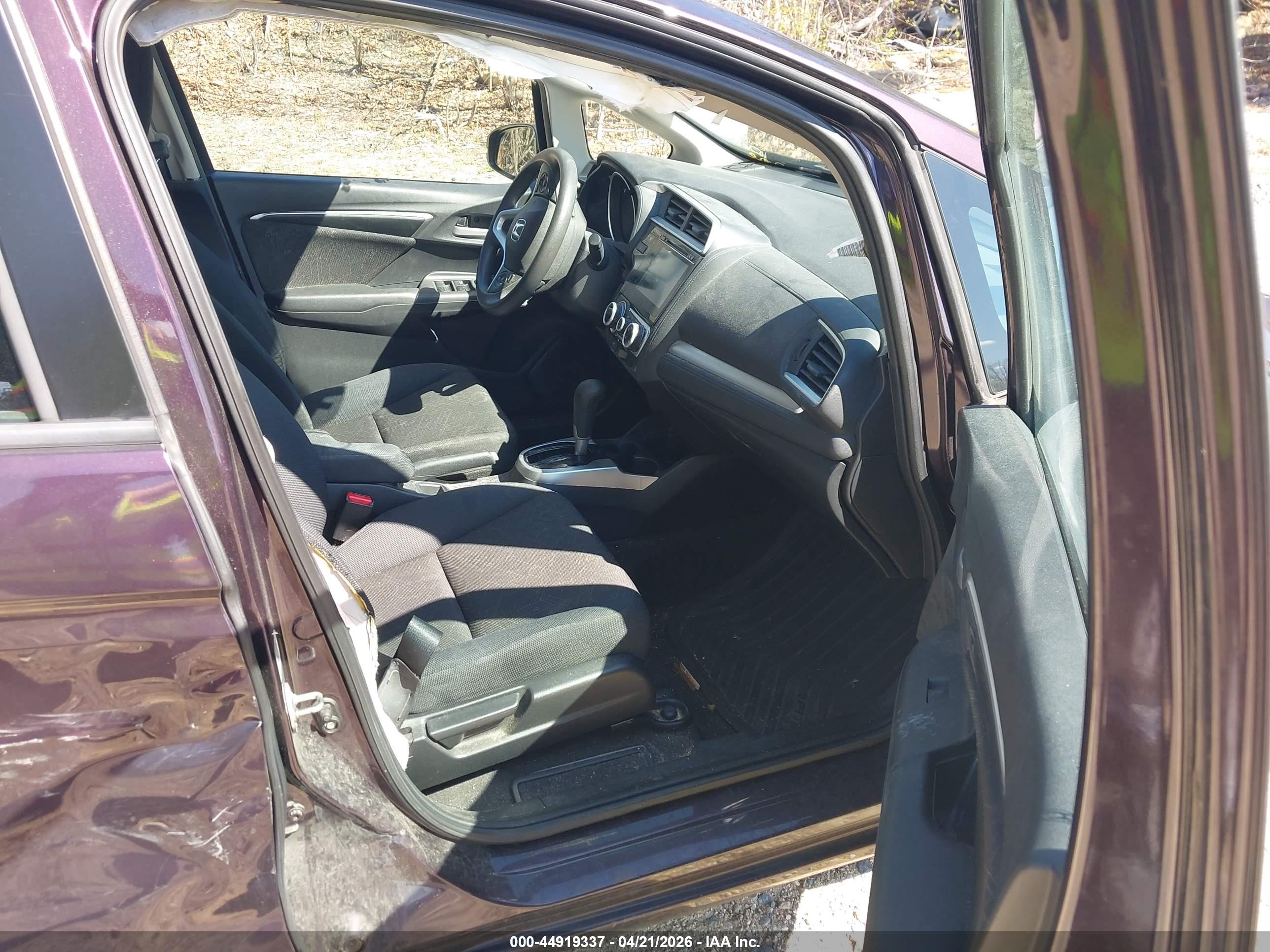 HONDA FIT image 5