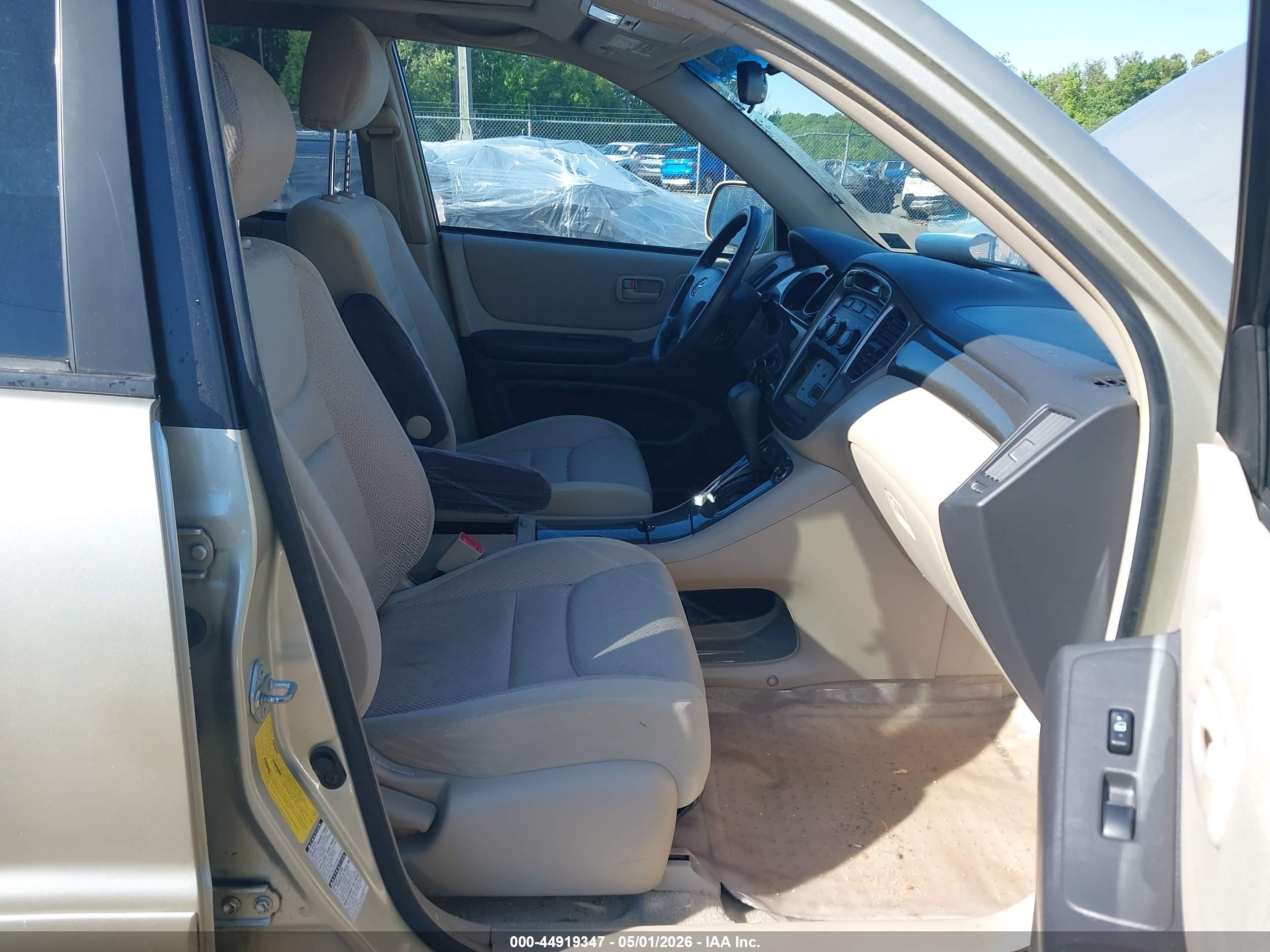 TOYOTA HIGHLANDER image 5