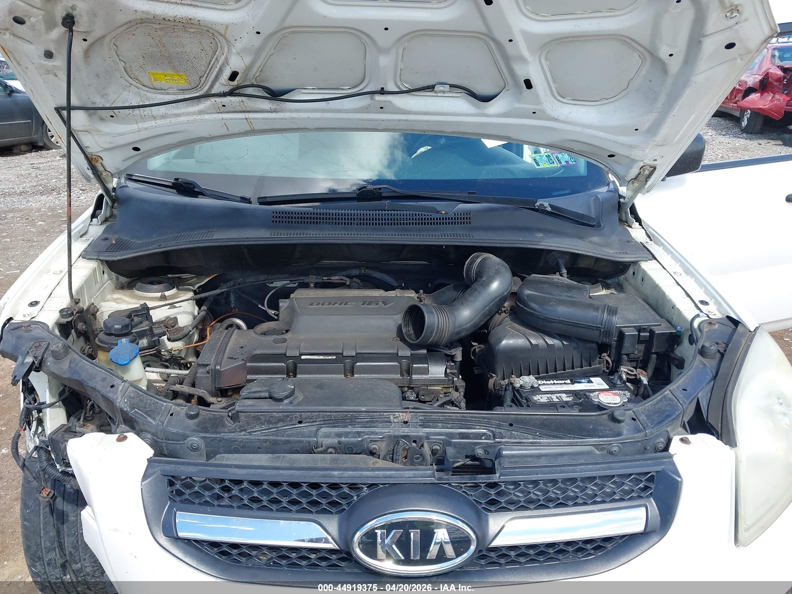 KIA SPORTAGE image 10