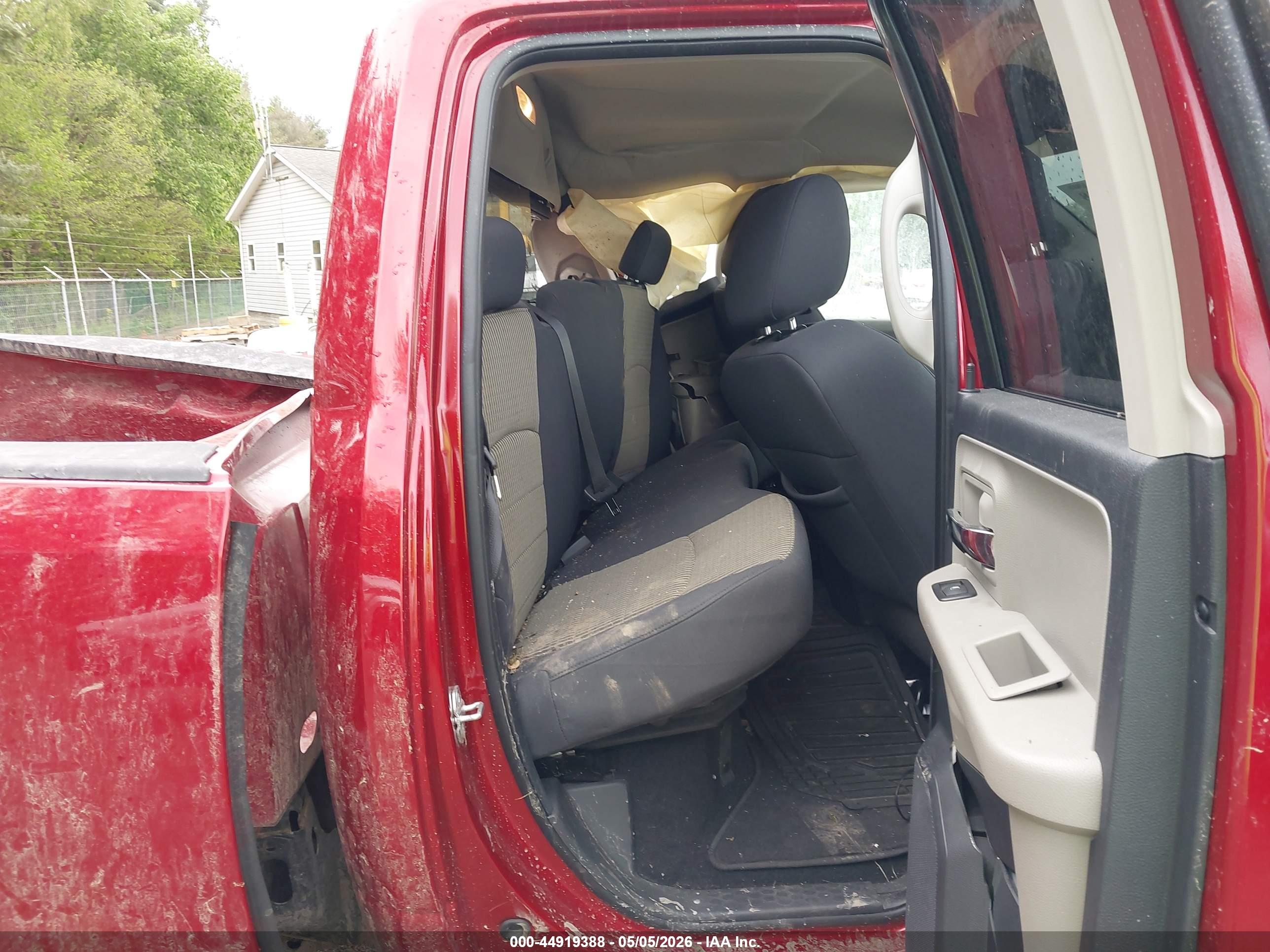 DODGE RAM image 8