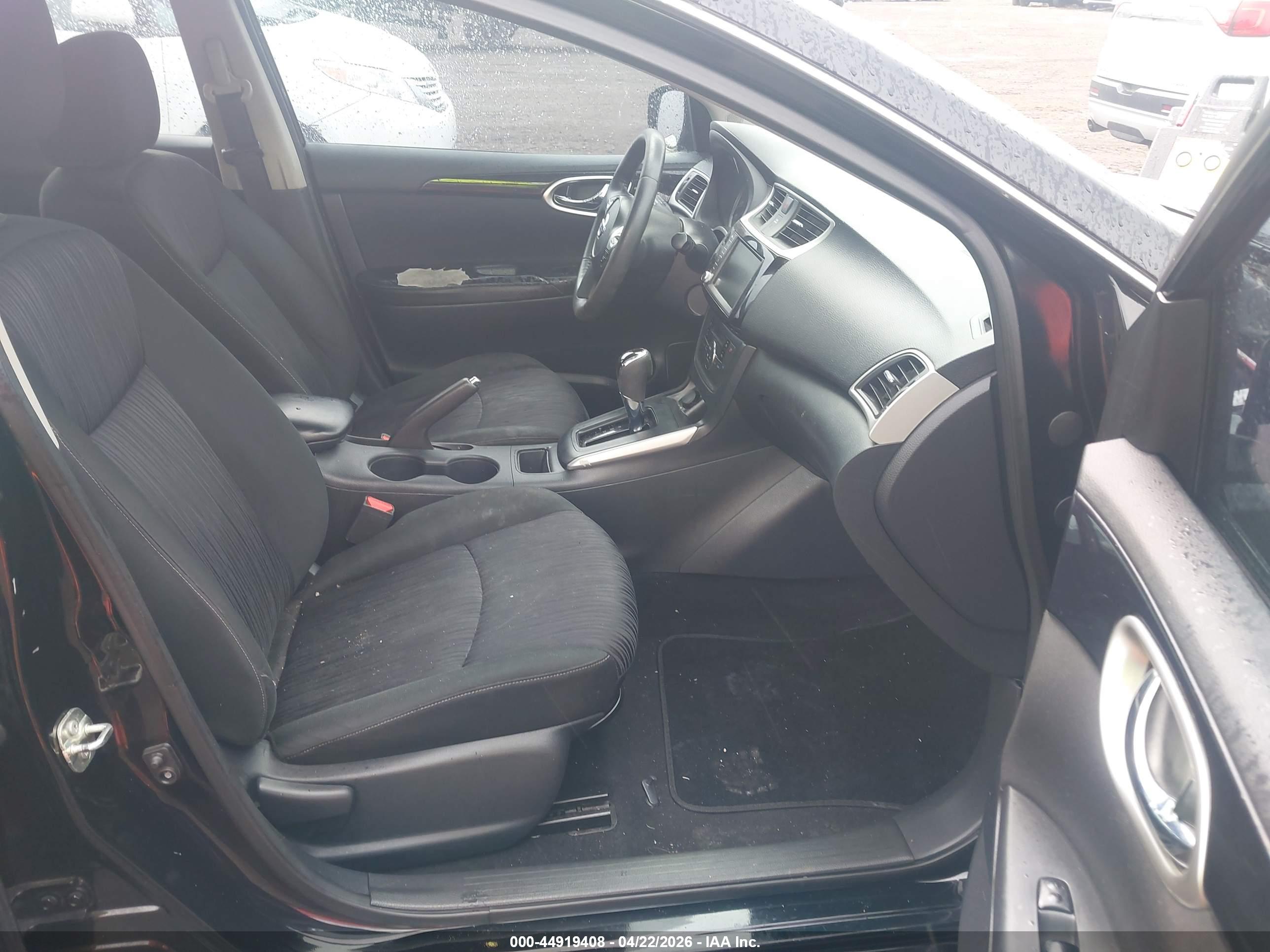 NISSAN SENTRA image 5