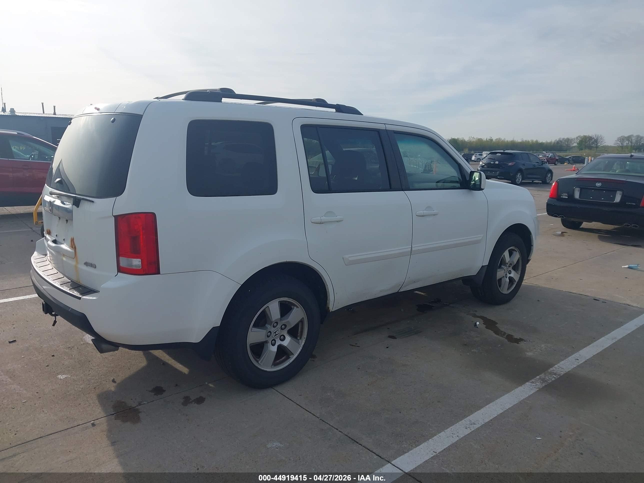 HONDA PILOT image 4