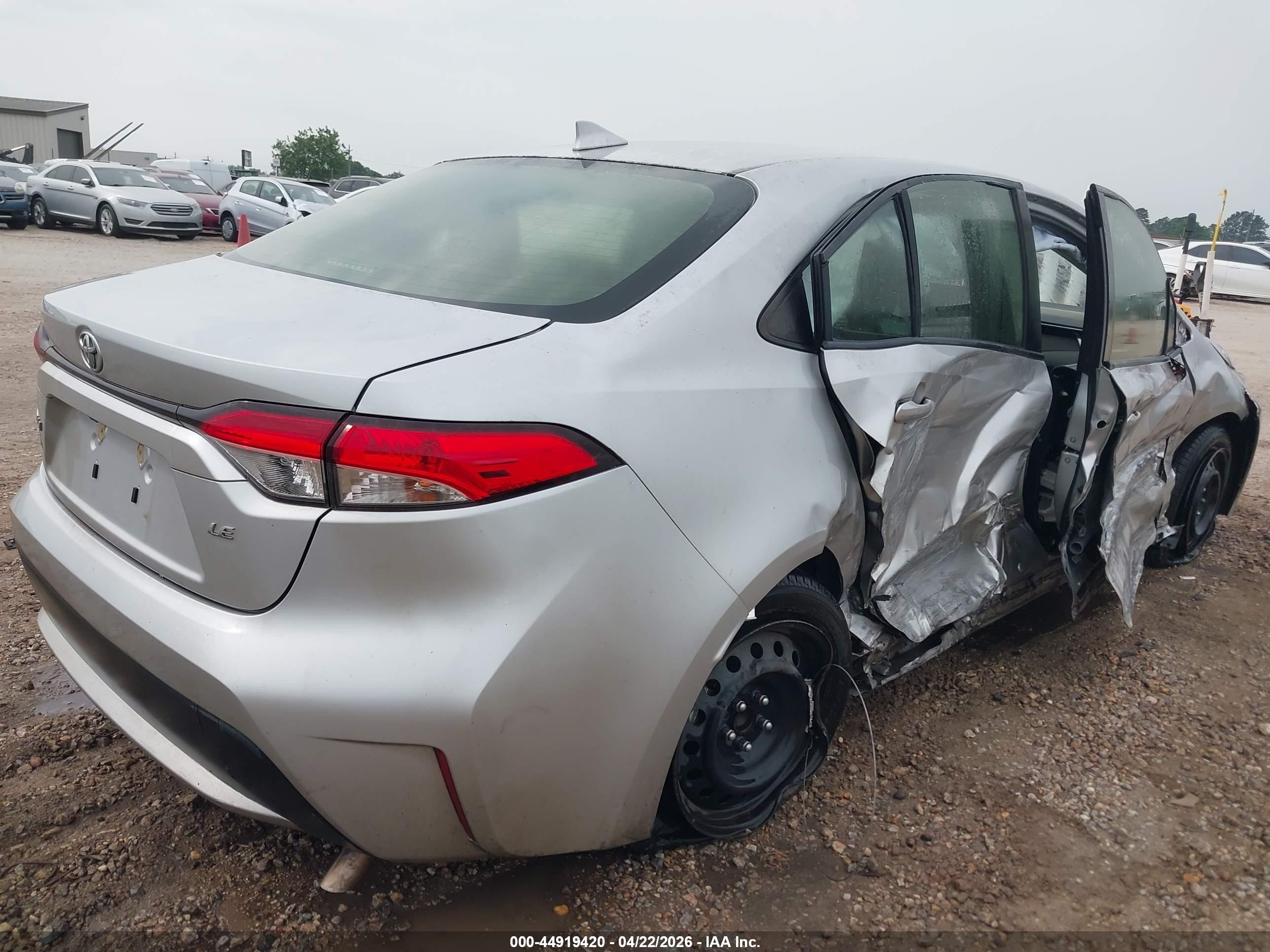 TOYOTA COROLLA image 4