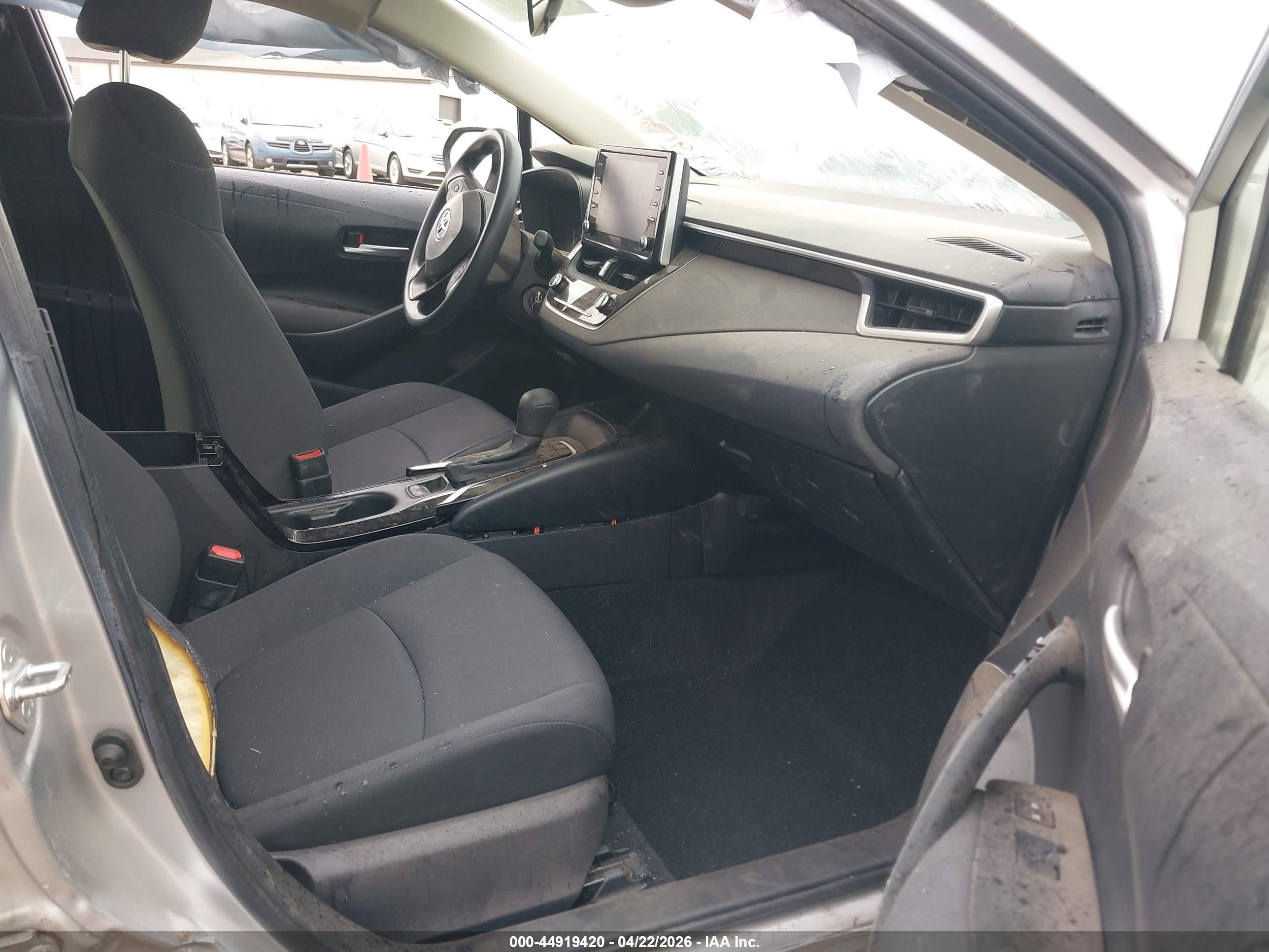 TOYOTA COROLLA image 5