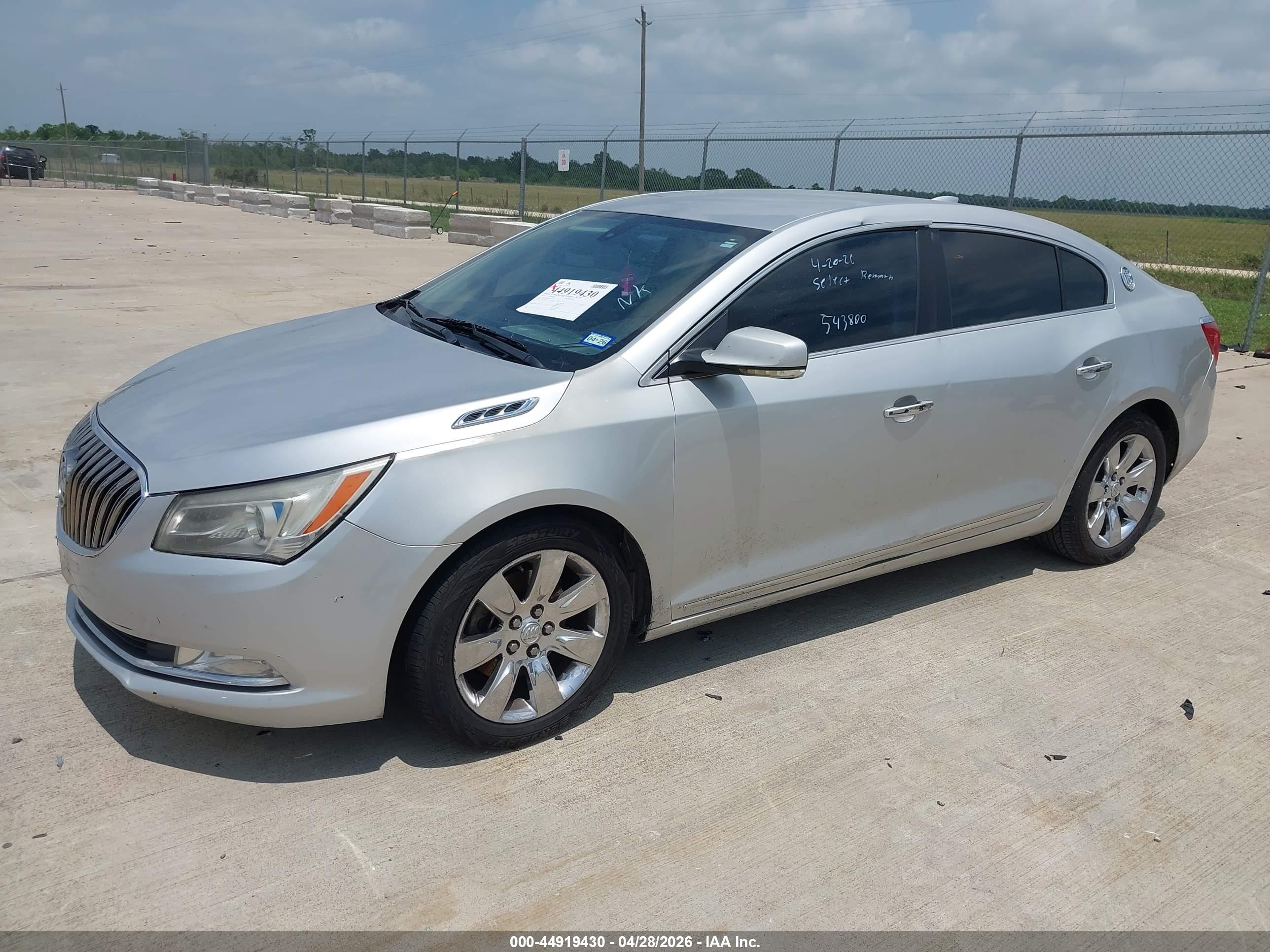 BUICK LACROSSE image 2