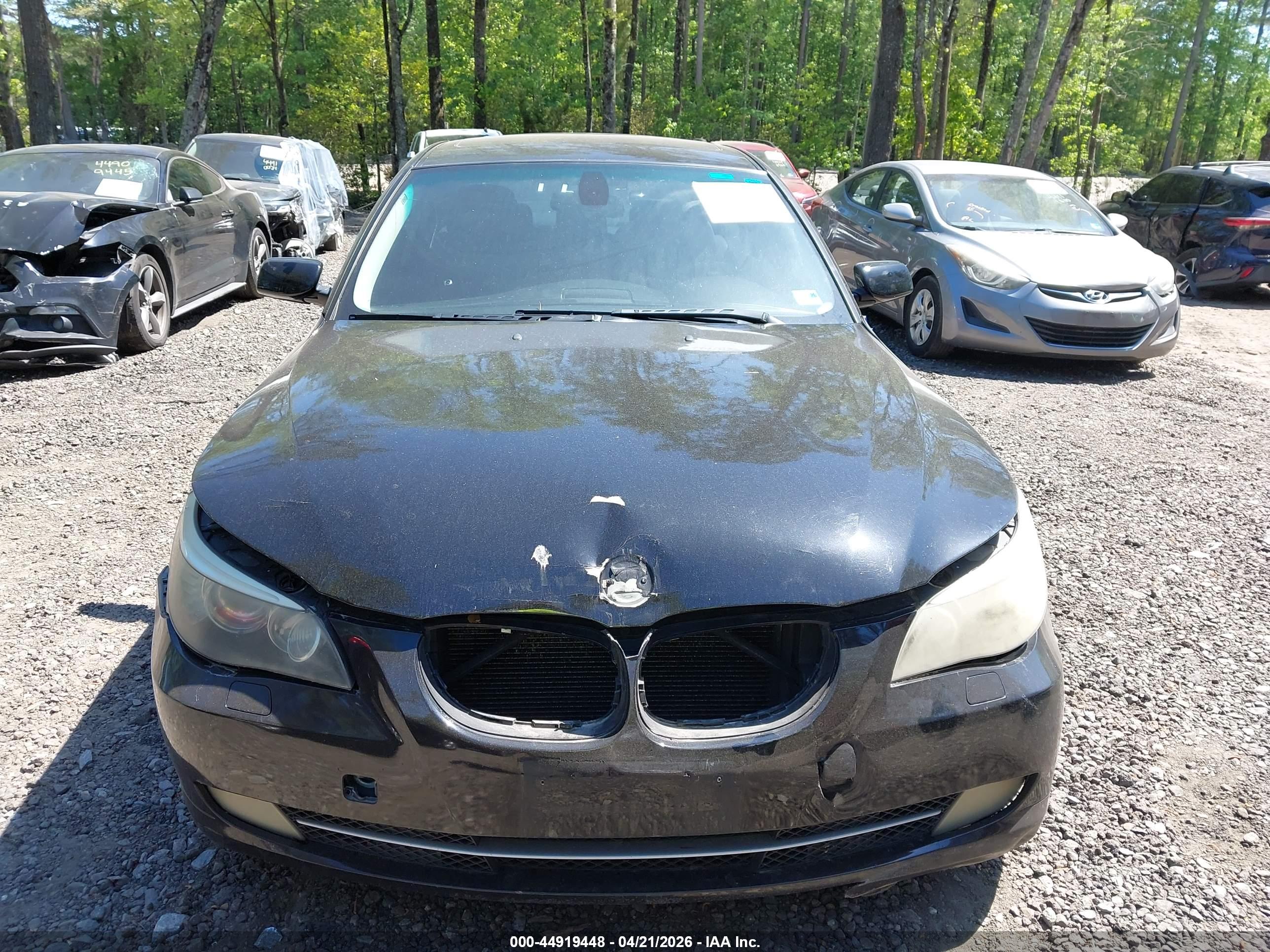 BMW 528I image 6
