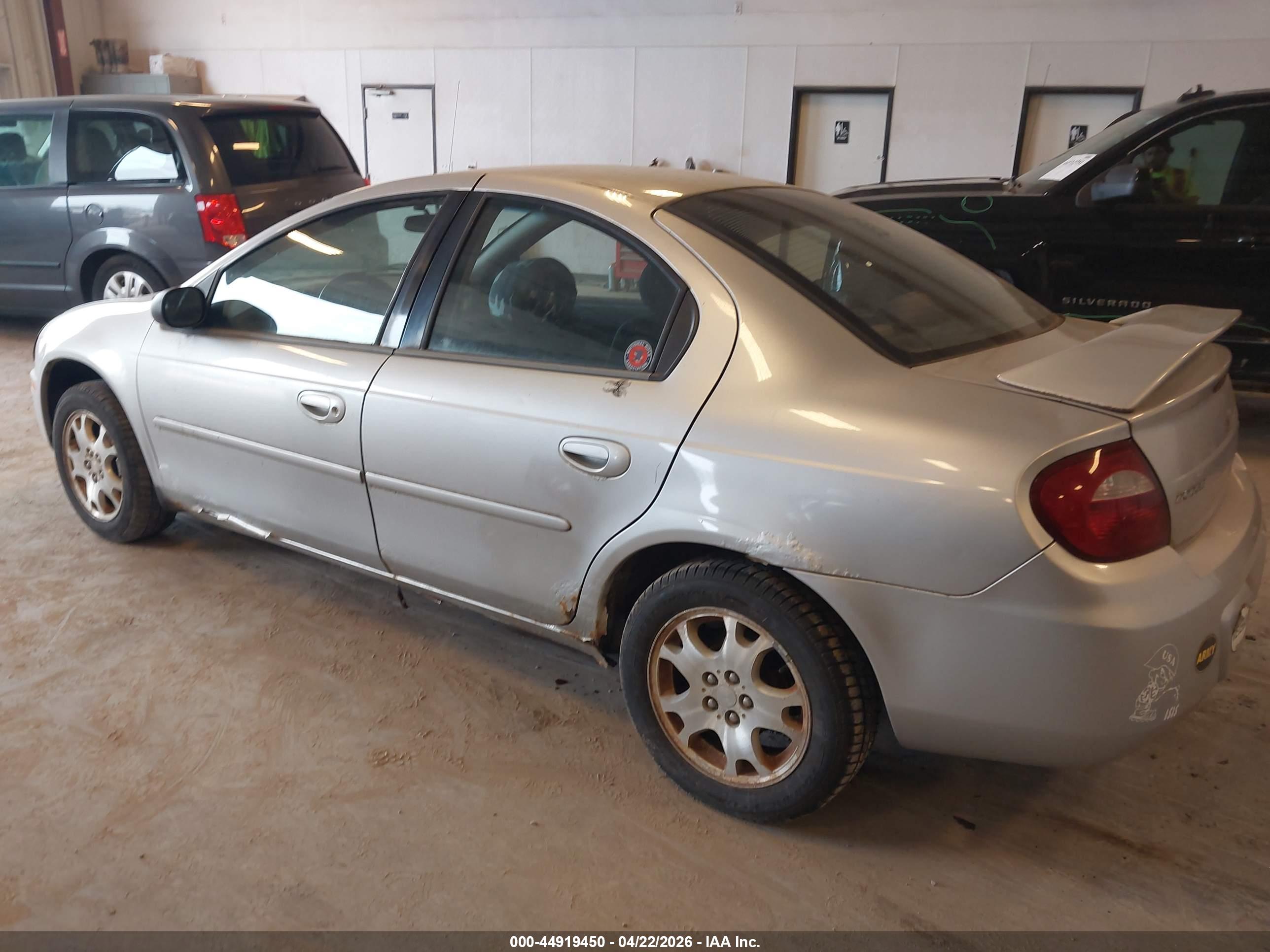 DODGE NEON image 3