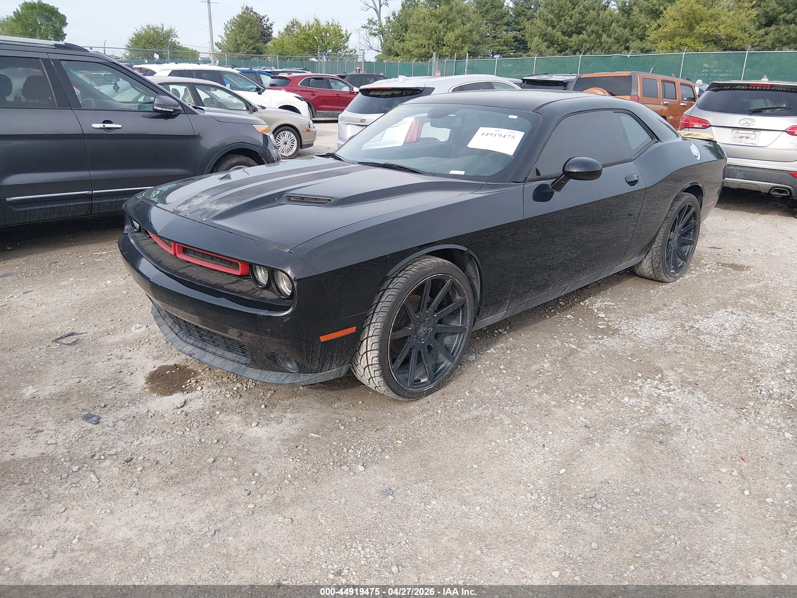 DODGE CHALLENGER image 2