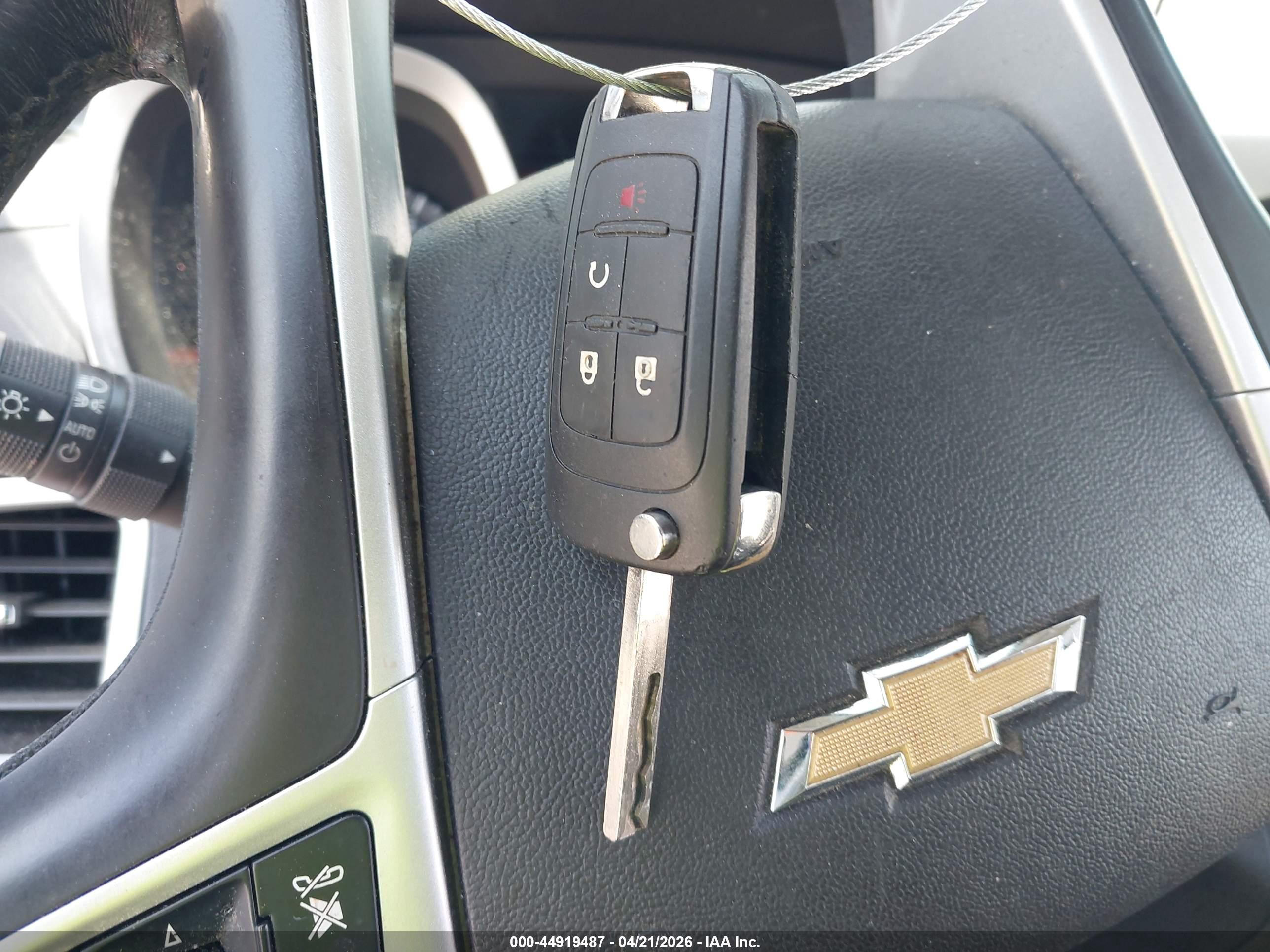 CHEVROLET EQUINOX image 11