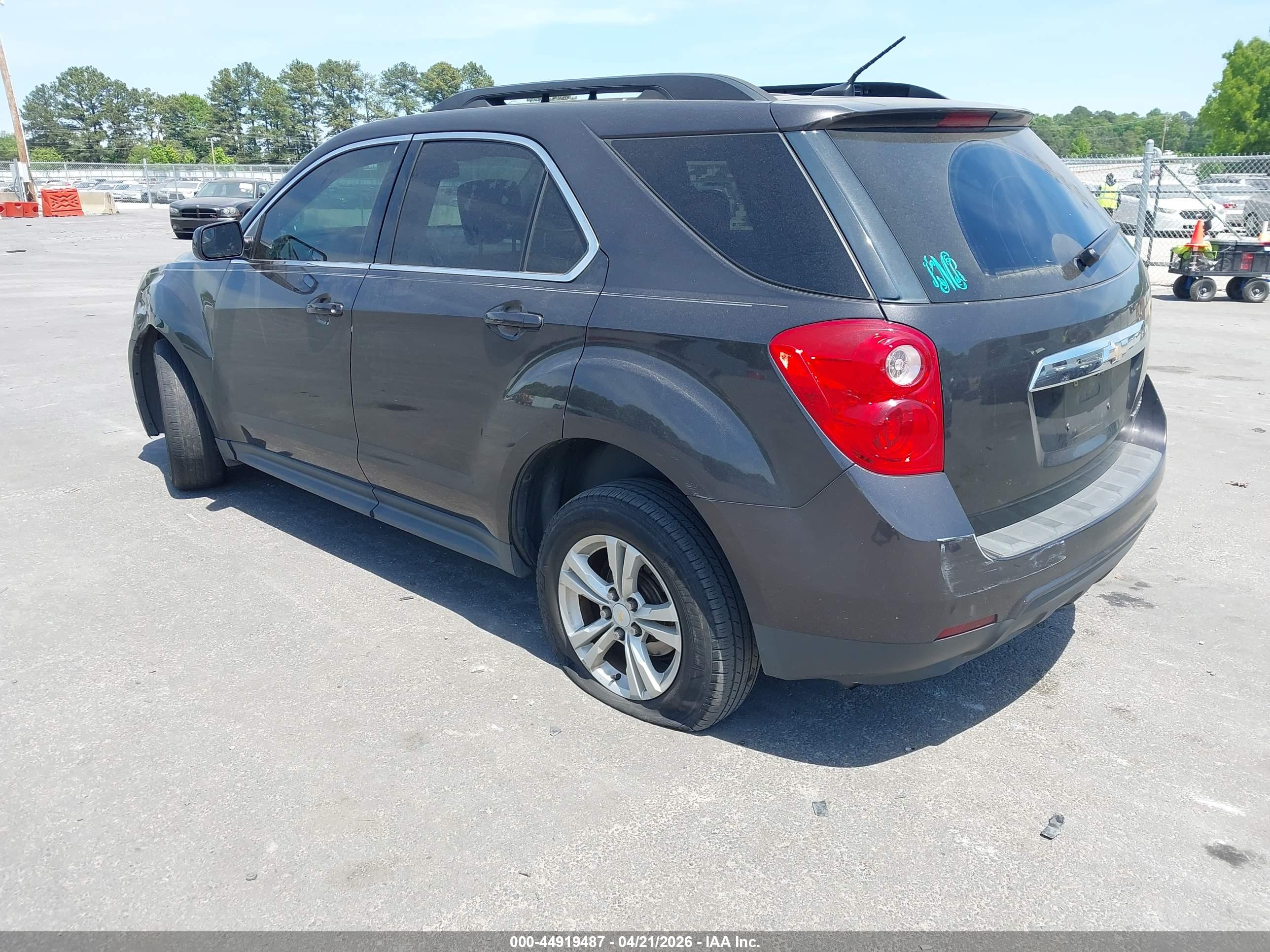CHEVROLET EQUINOX image 3