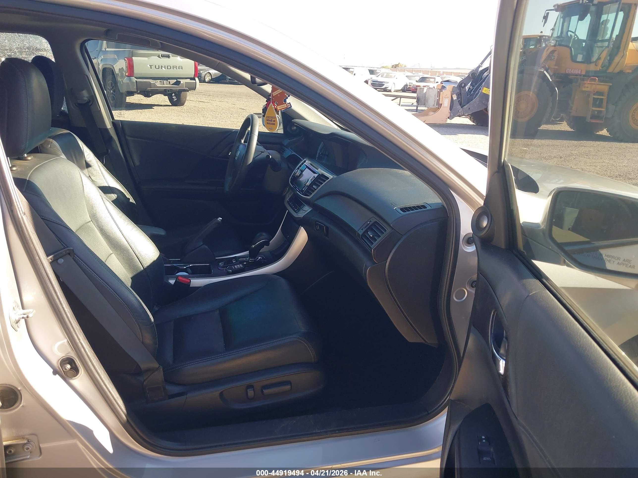 HONDA ACCORD image 5