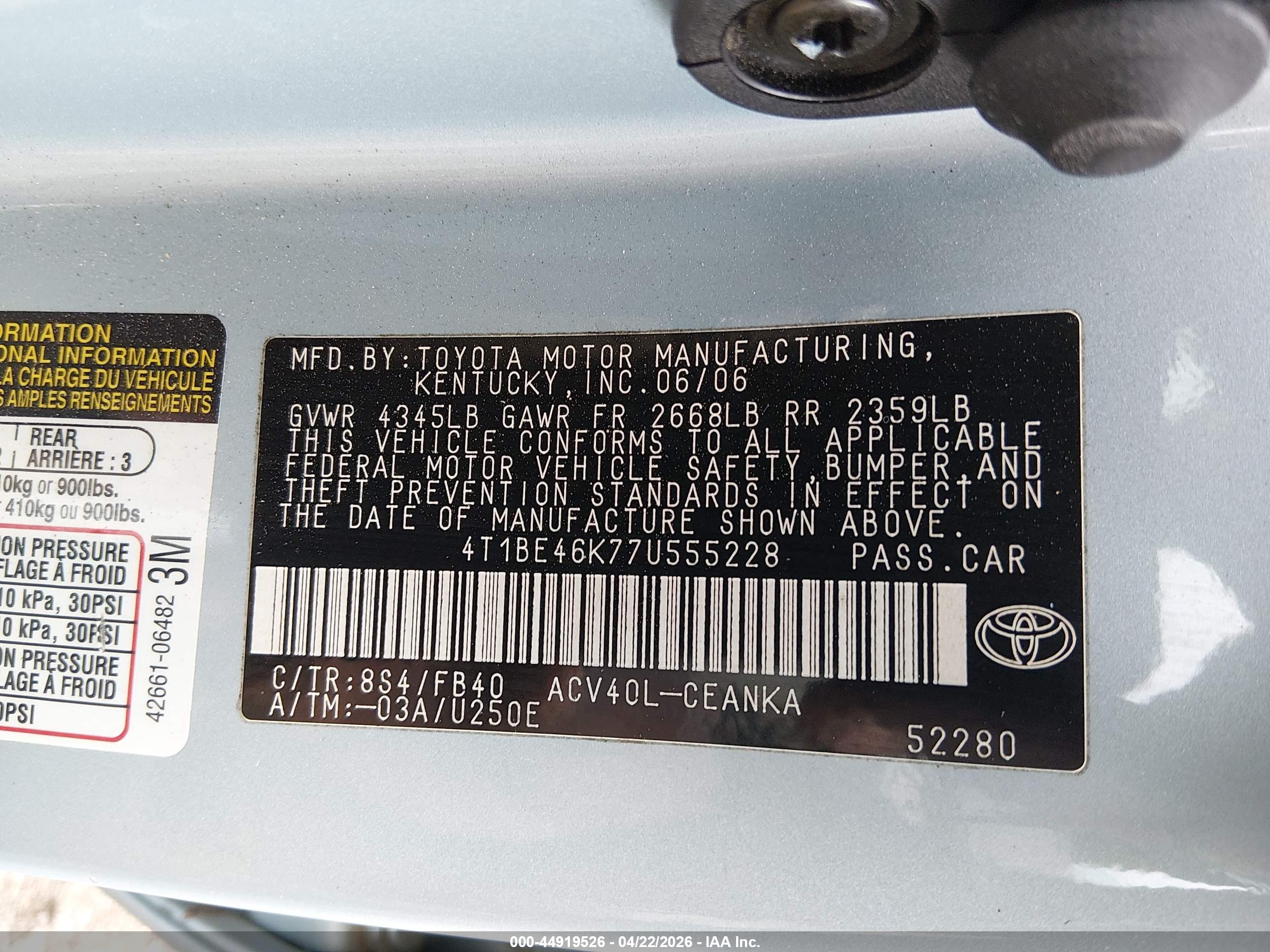TOYOTA CAMRY image 9
