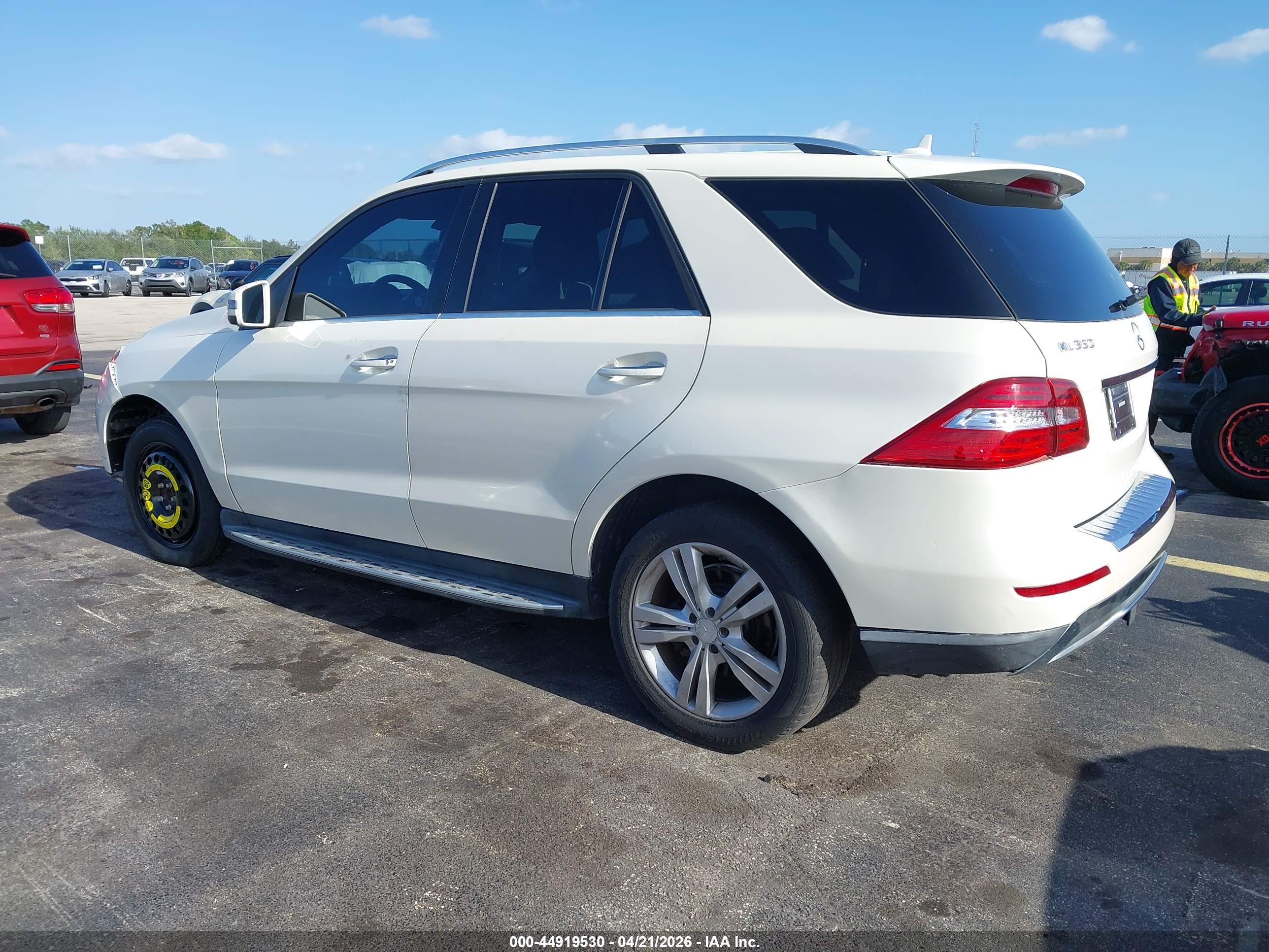 MERCEDES-BENZ ML image 3