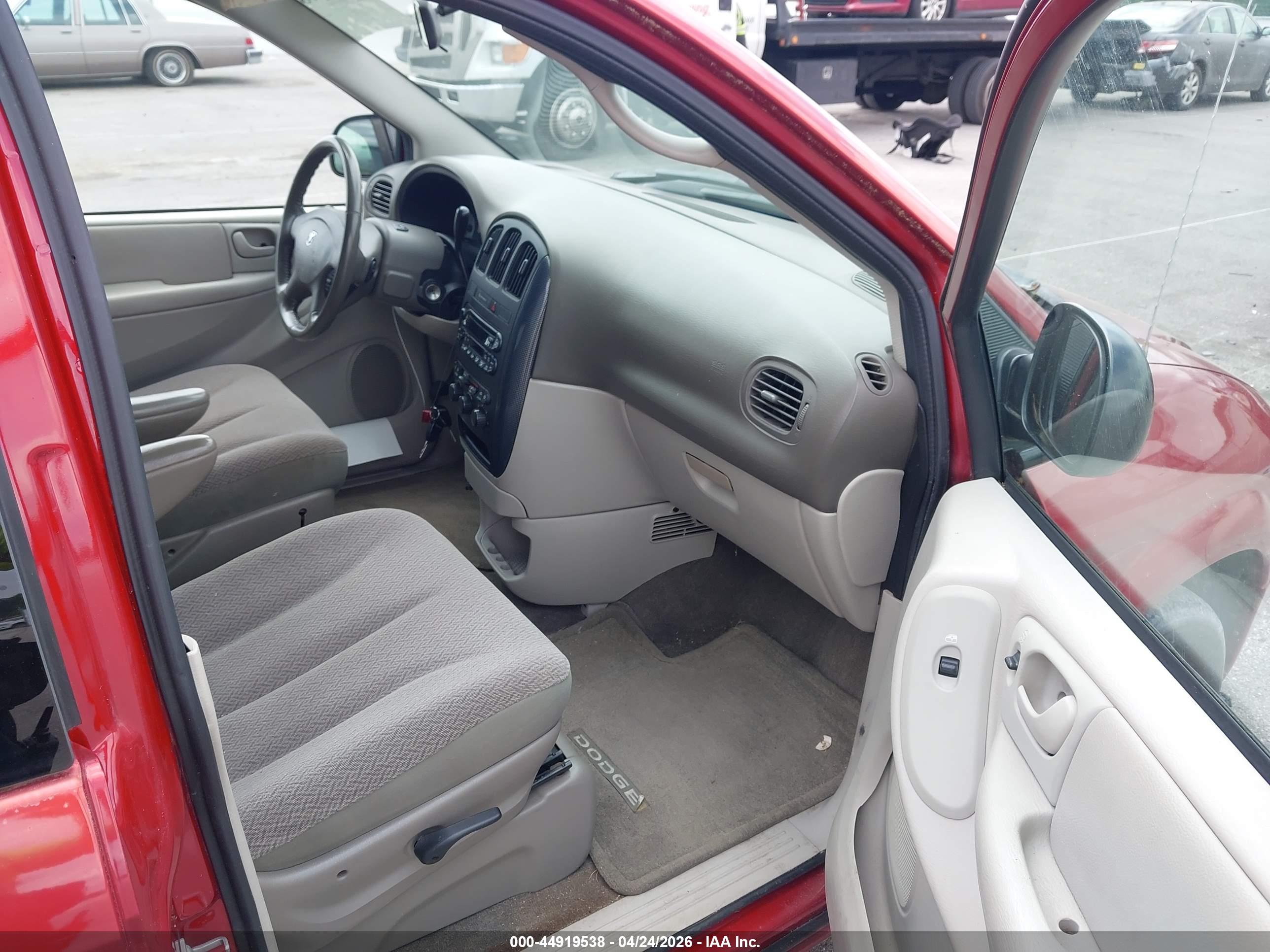 DODGE GRAND image 5