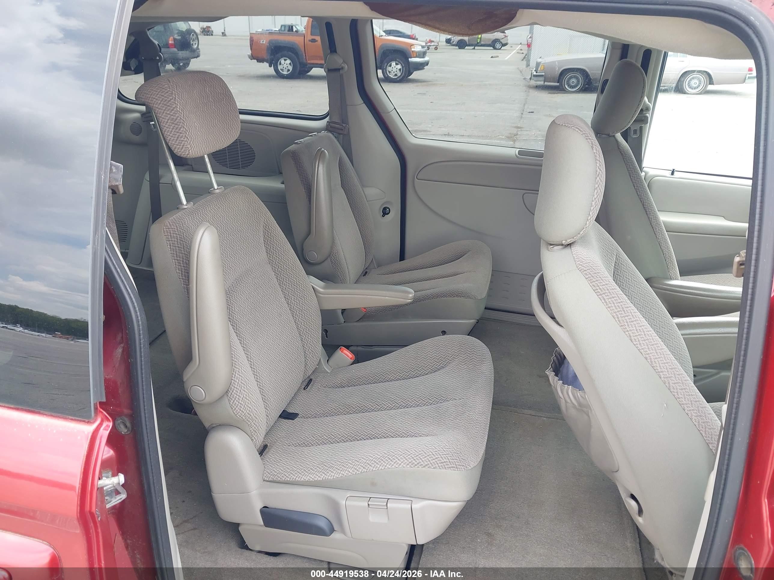 DODGE GRAND image 8