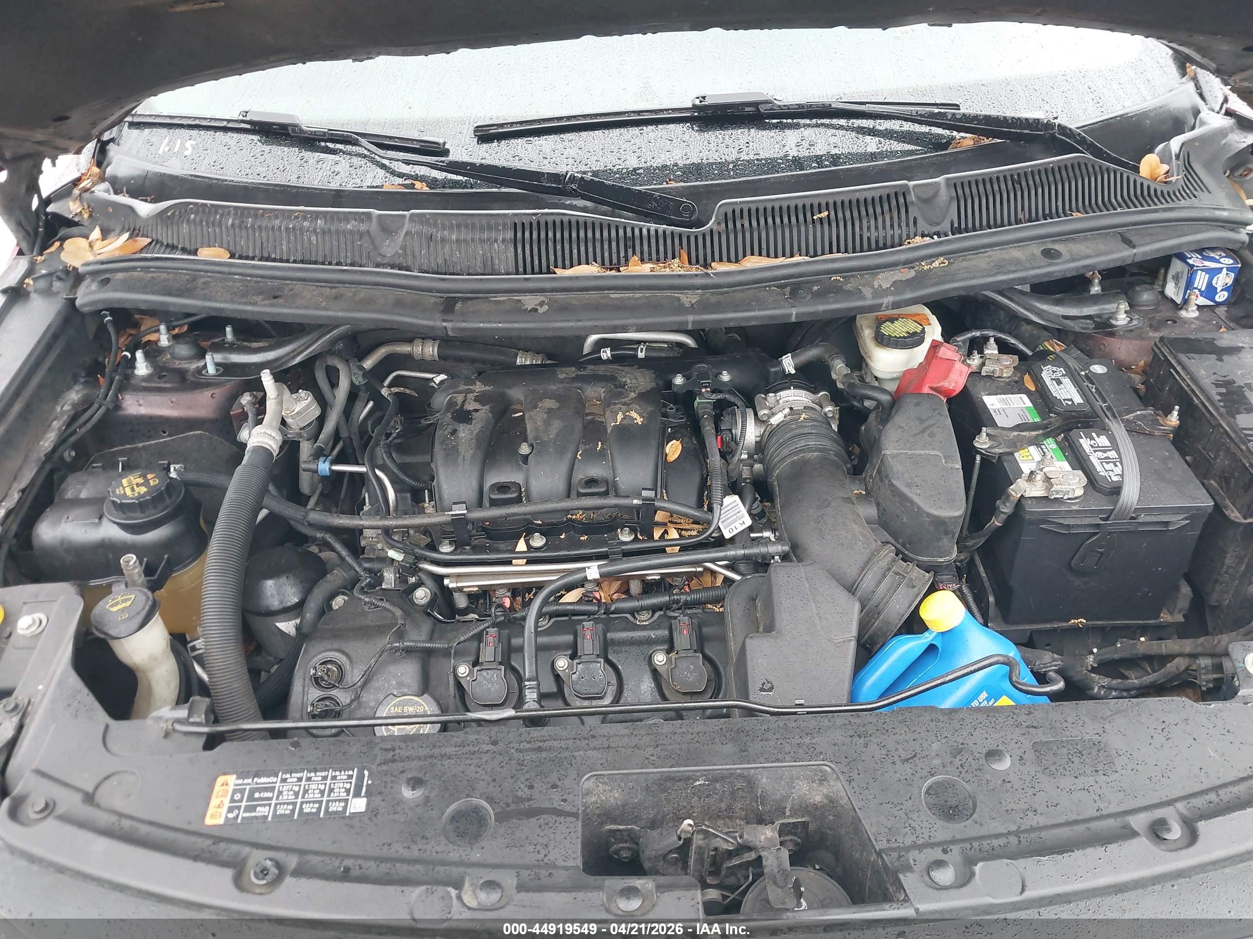 FORD EXPLORER image 10