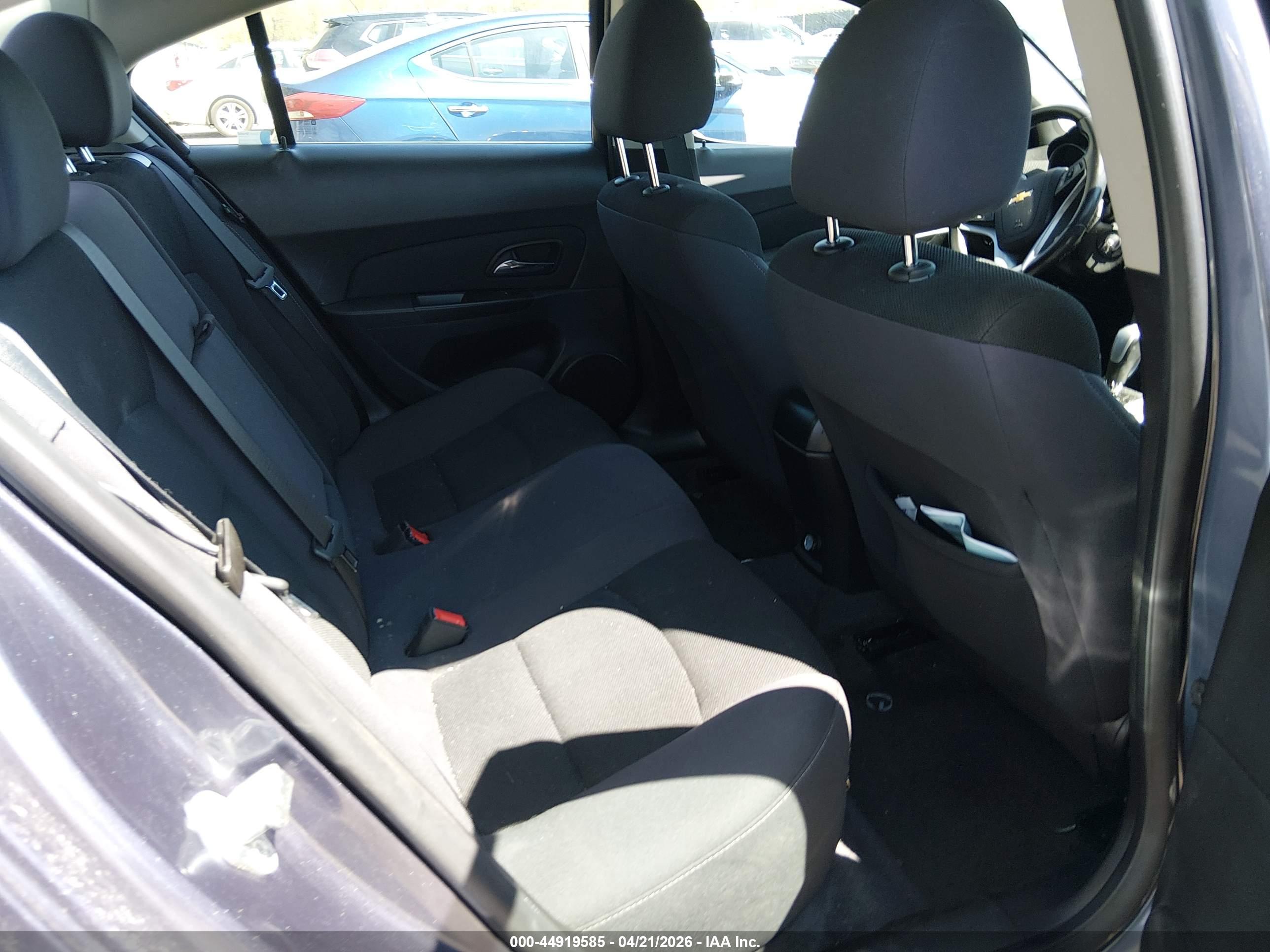 CHEVROLET CRUZE image 8