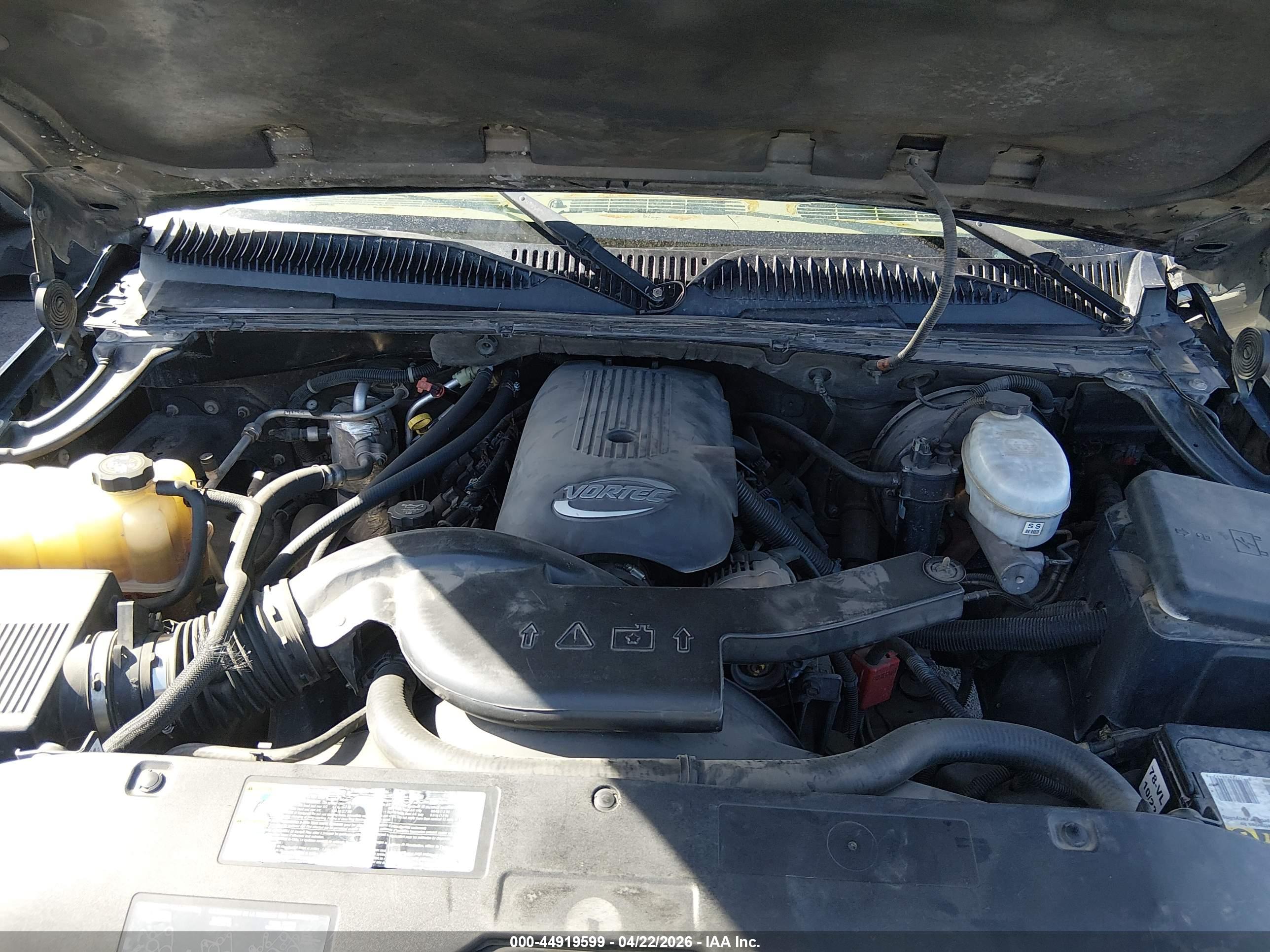 CHEVROLET SUBURBAN image 10