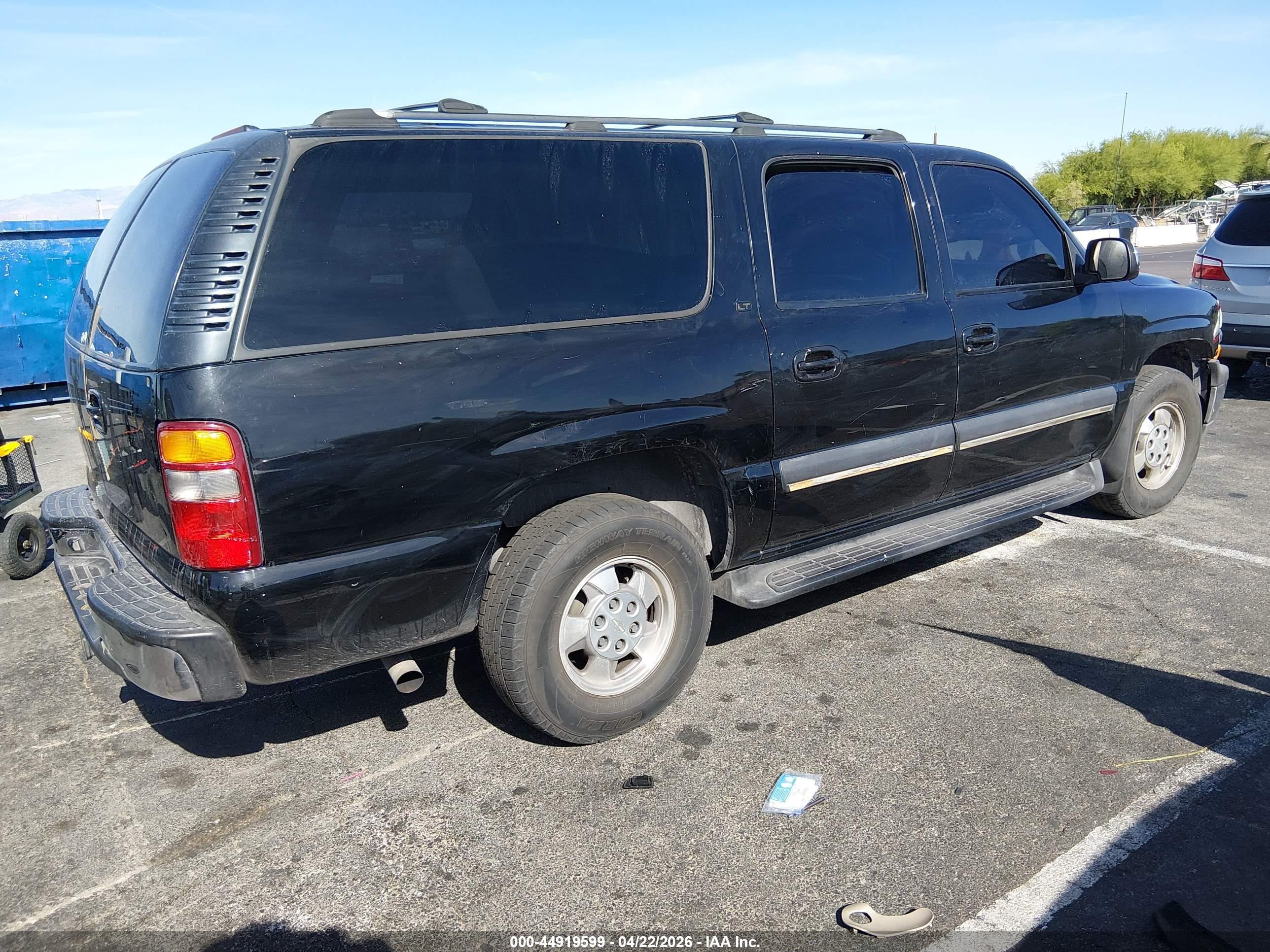 CHEVROLET SUBURBAN image 4
