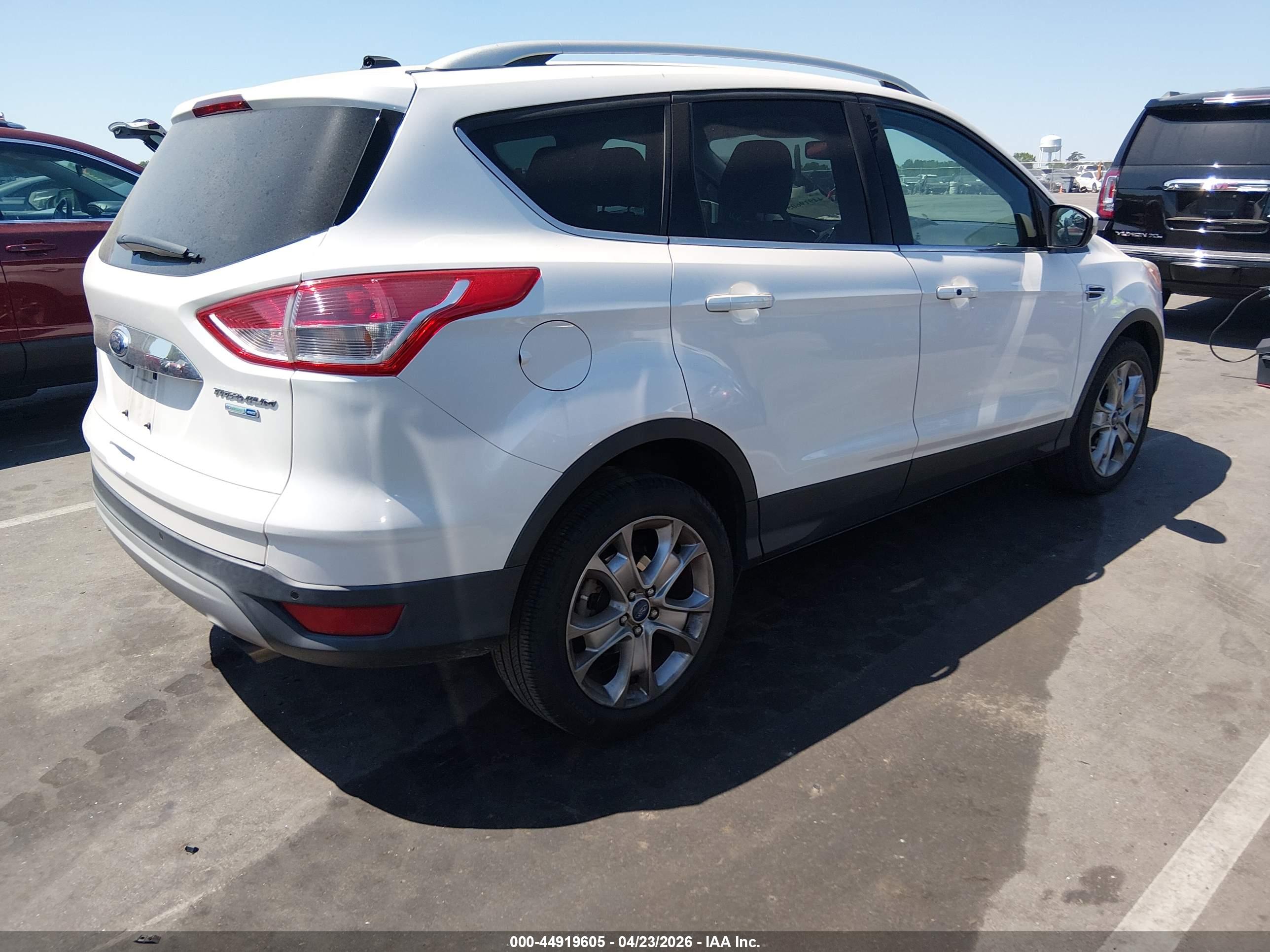 FORD ESCAPE image 4