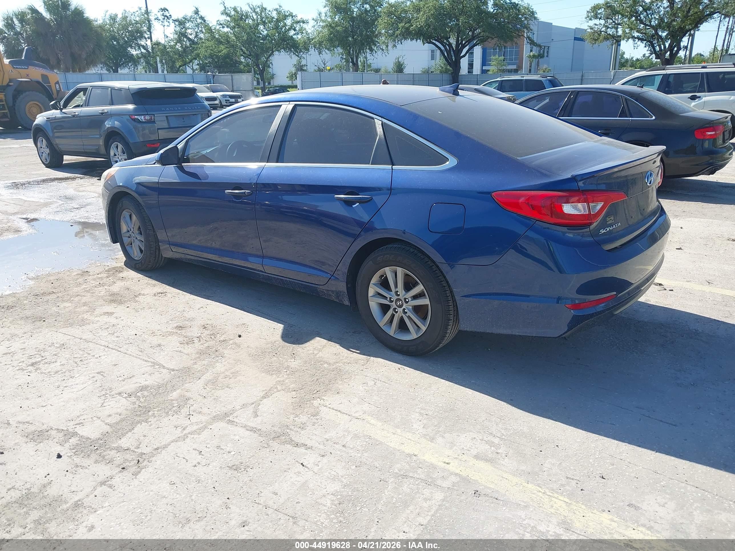 HYUNDAI SONATA image 3