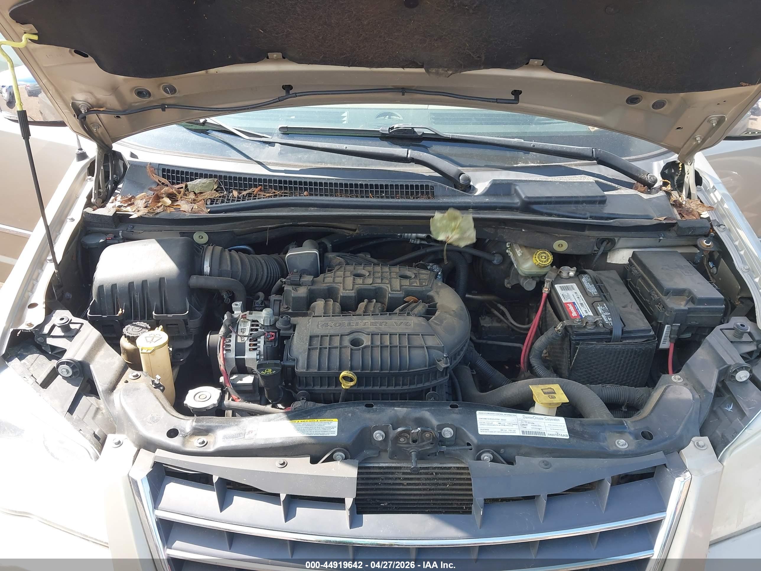 CHRYSLER TOWN image 10